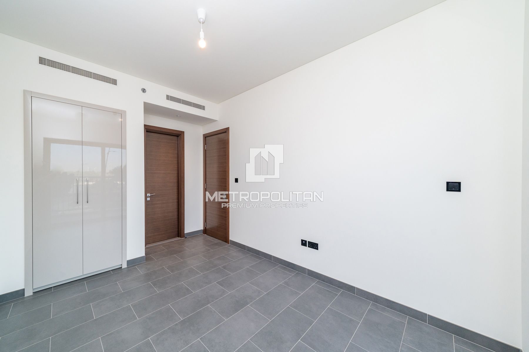 Brand New | Full Amenities | Spacious Layout photo-2