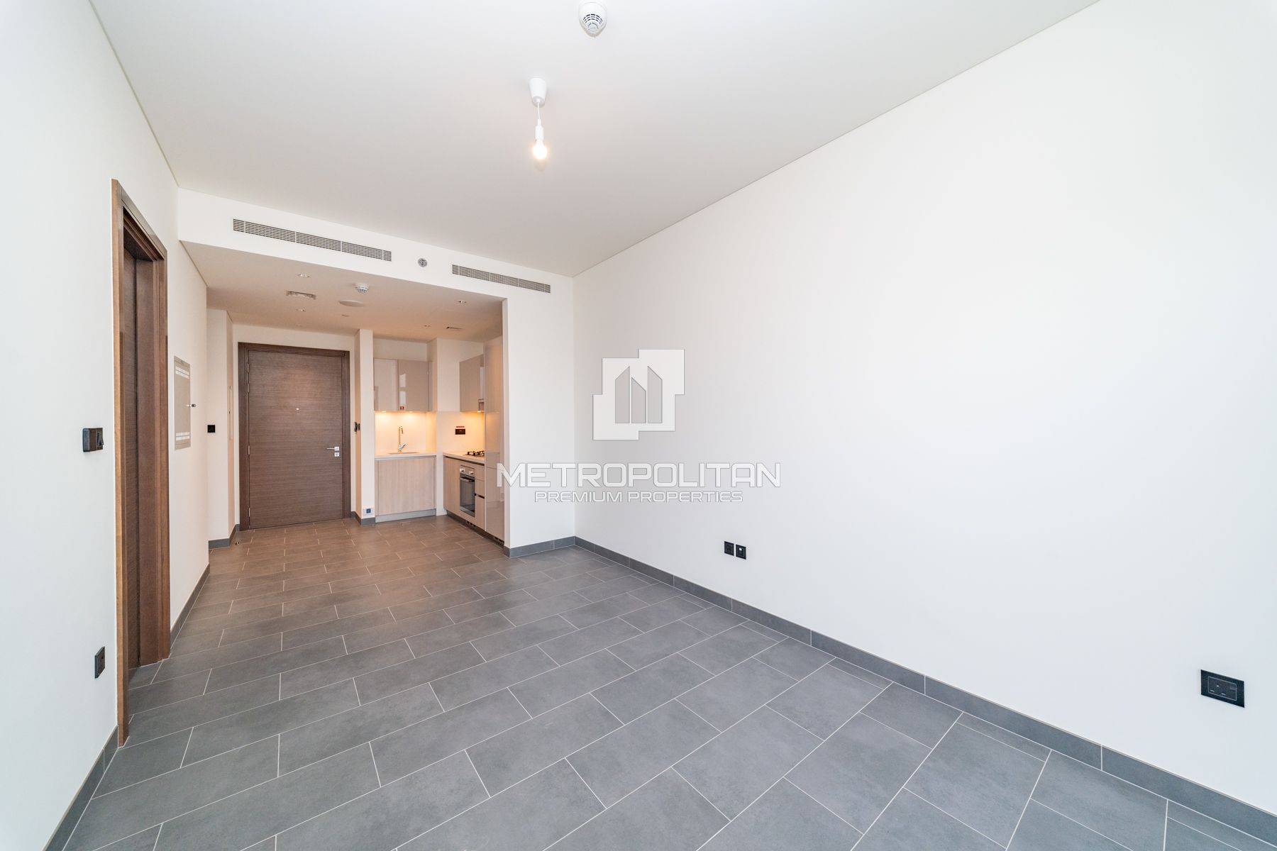Brand New | Full Amenities | Spacious Layout photo-6