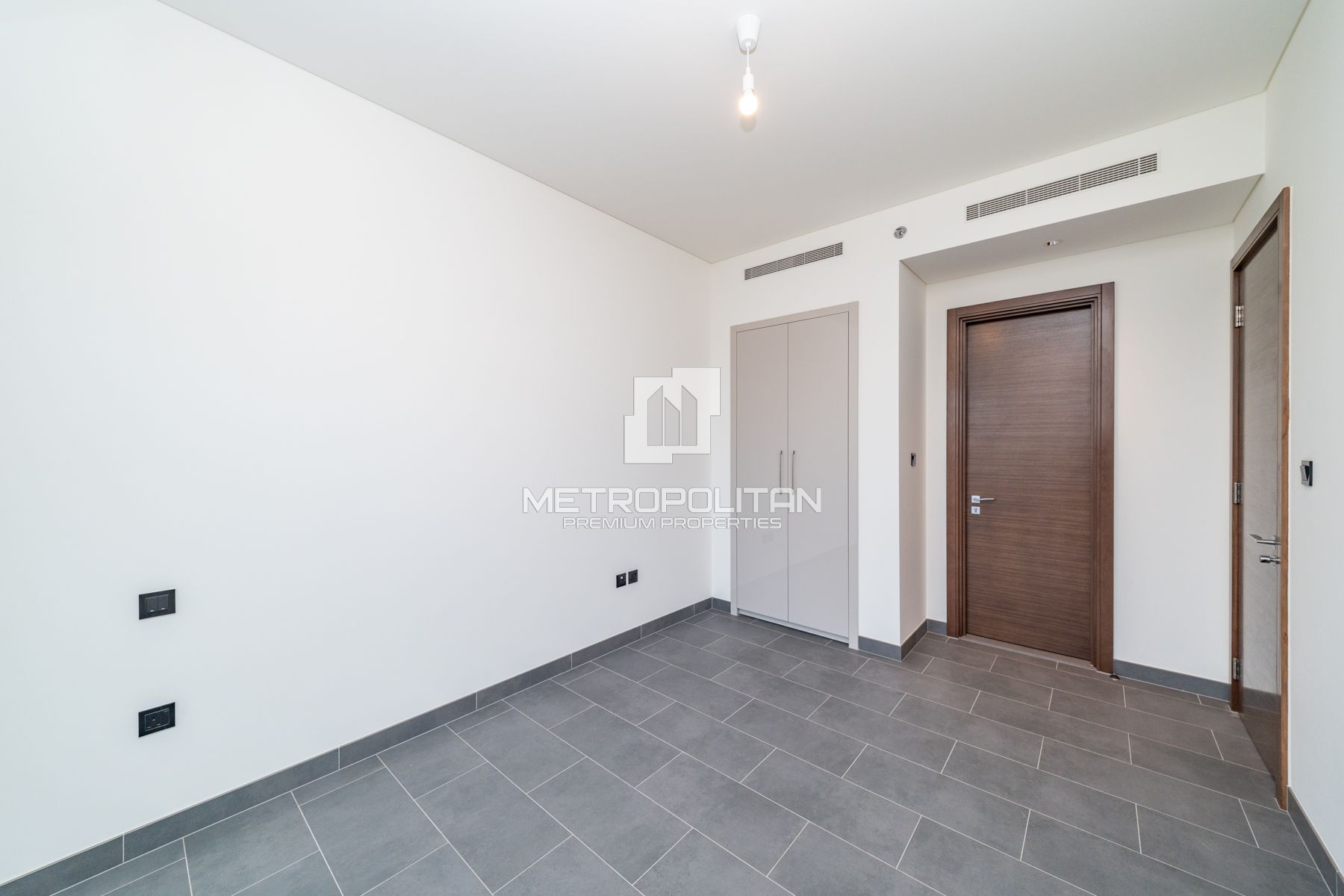 Brand New | Full Amenities | Spacious Layout photo-7