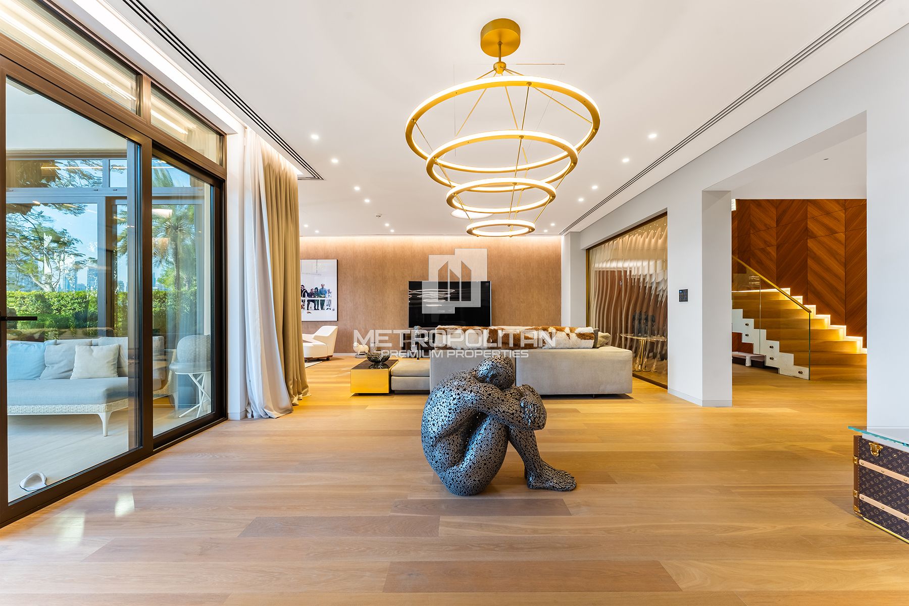 Fully Upgraded | Seafront Villa | Serviced Luxury