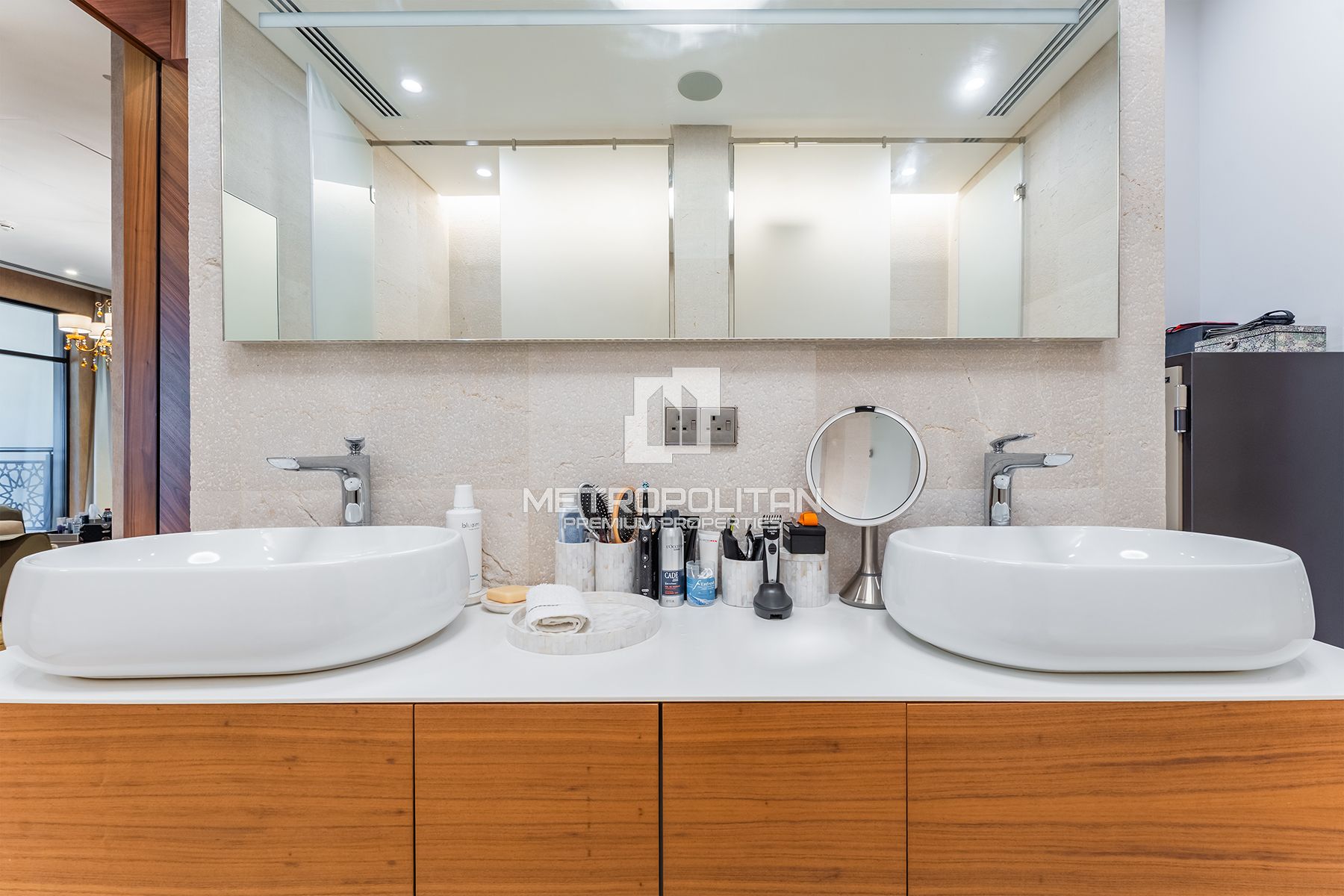 Fully Upgraded | Seafront Villa | Serviced Luxury