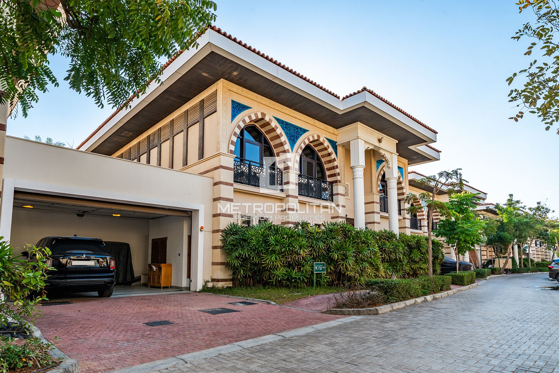 Fully Upgraded | Seafront Villa | Serviced Luxury
