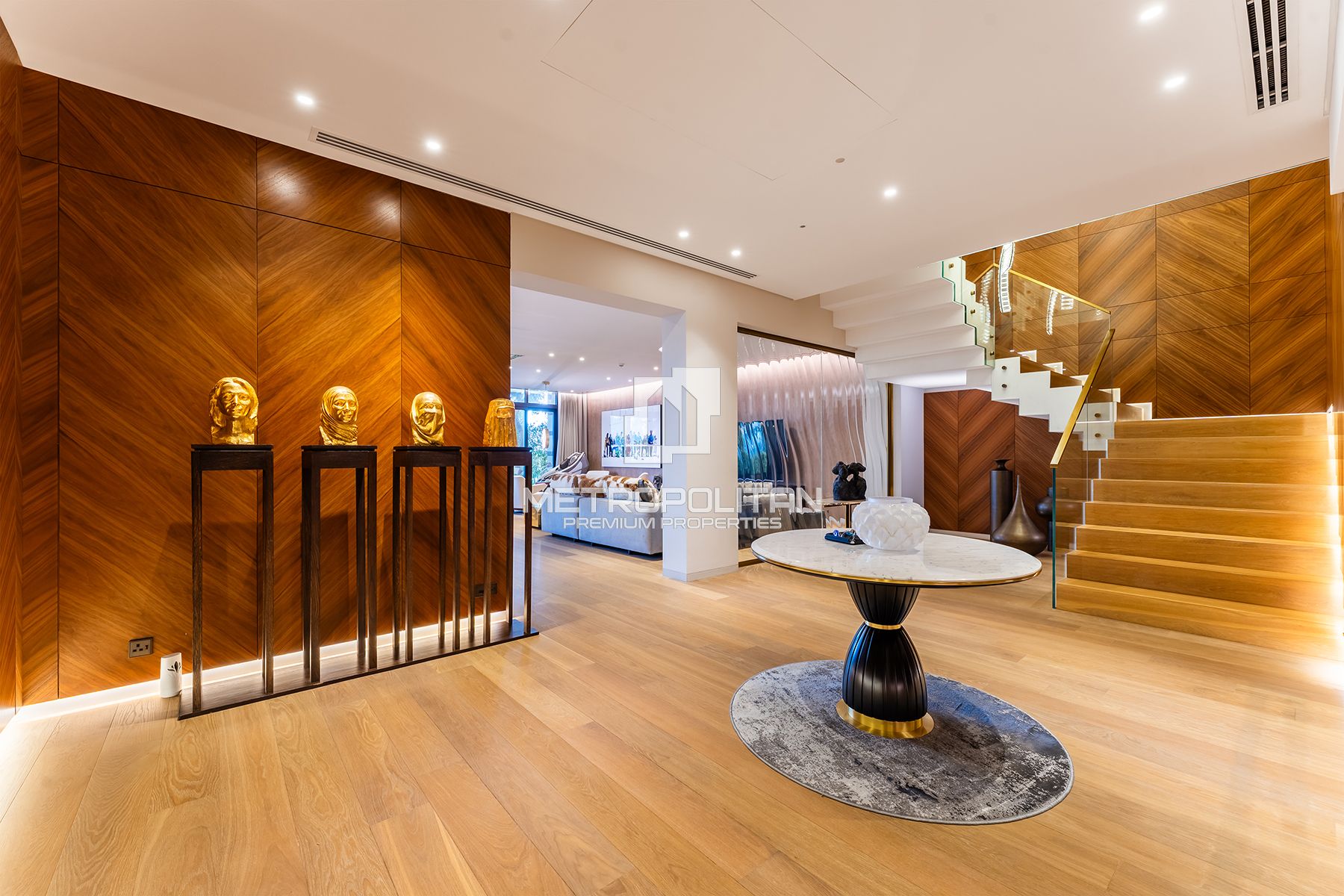 Fully Upgraded | Seafront Villa | Serviced Luxury