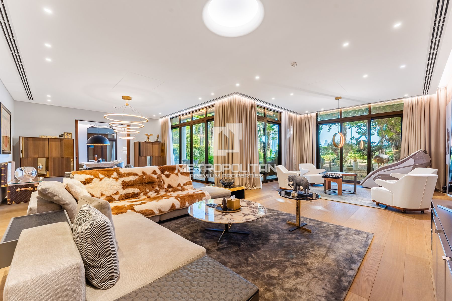 Fully Upgraded | Seafront Villa | Serviced Luxury