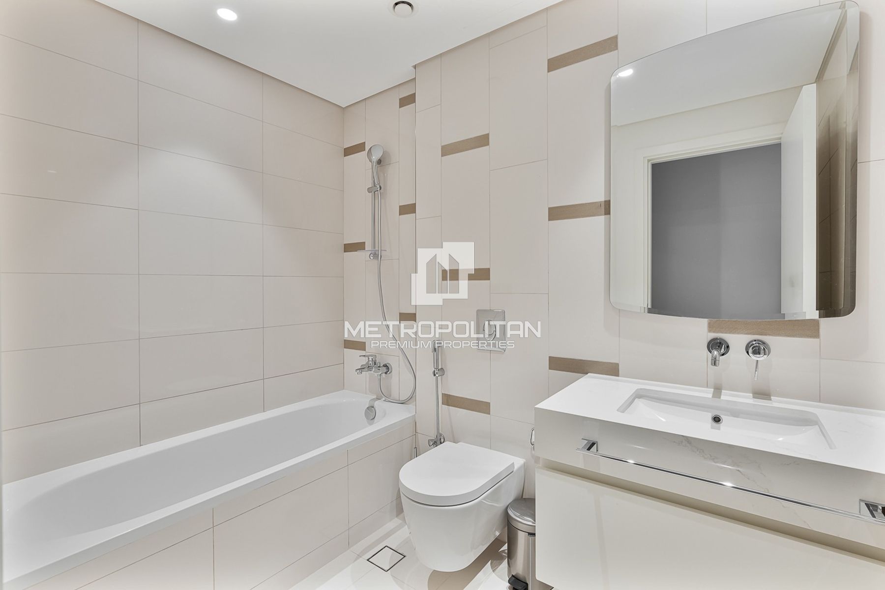 Image - Beach Vista, Dubai Harbour, Dubai | Project - Apartment