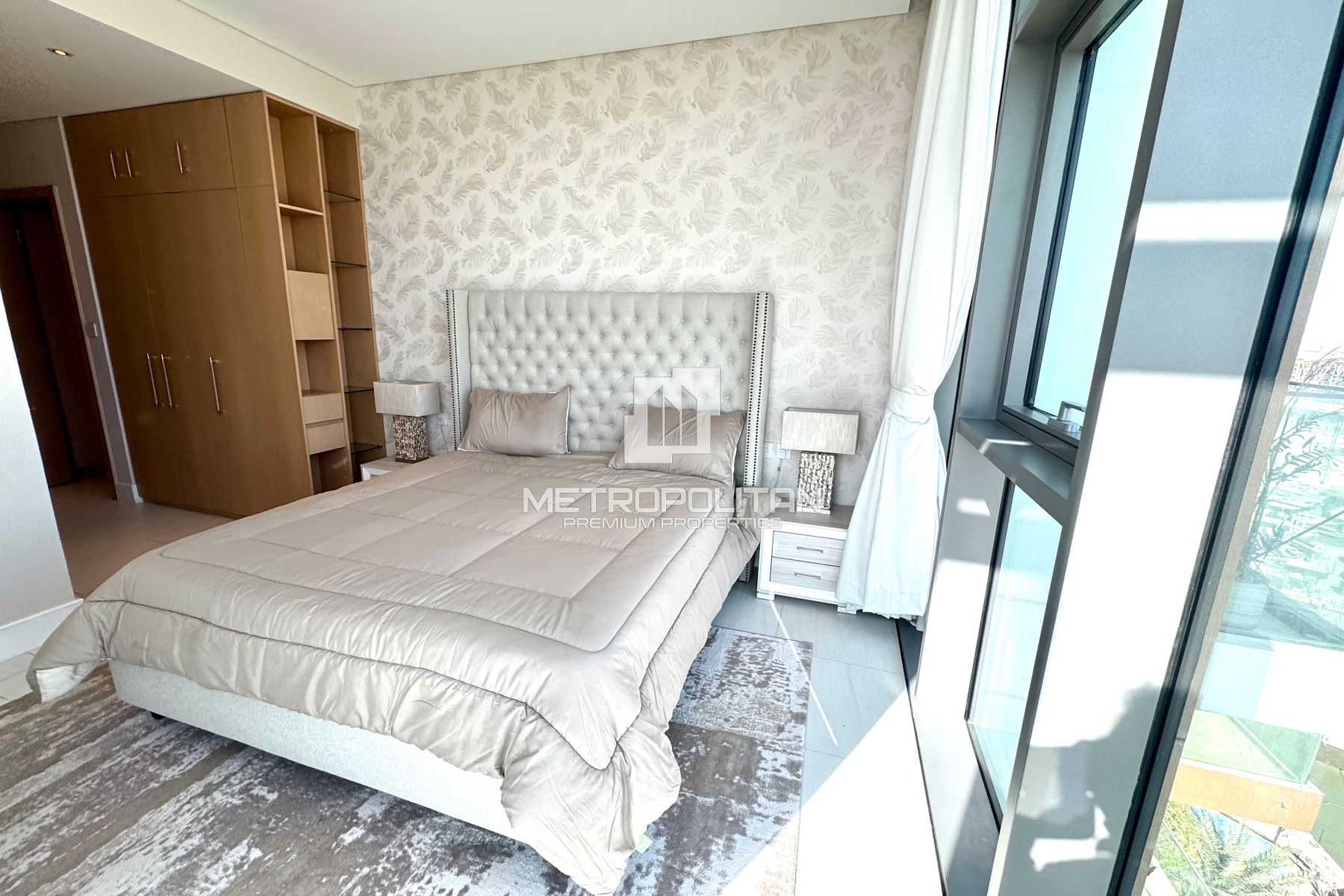 2 Beds + Maids room | Corner Unit | Vacant photo-11