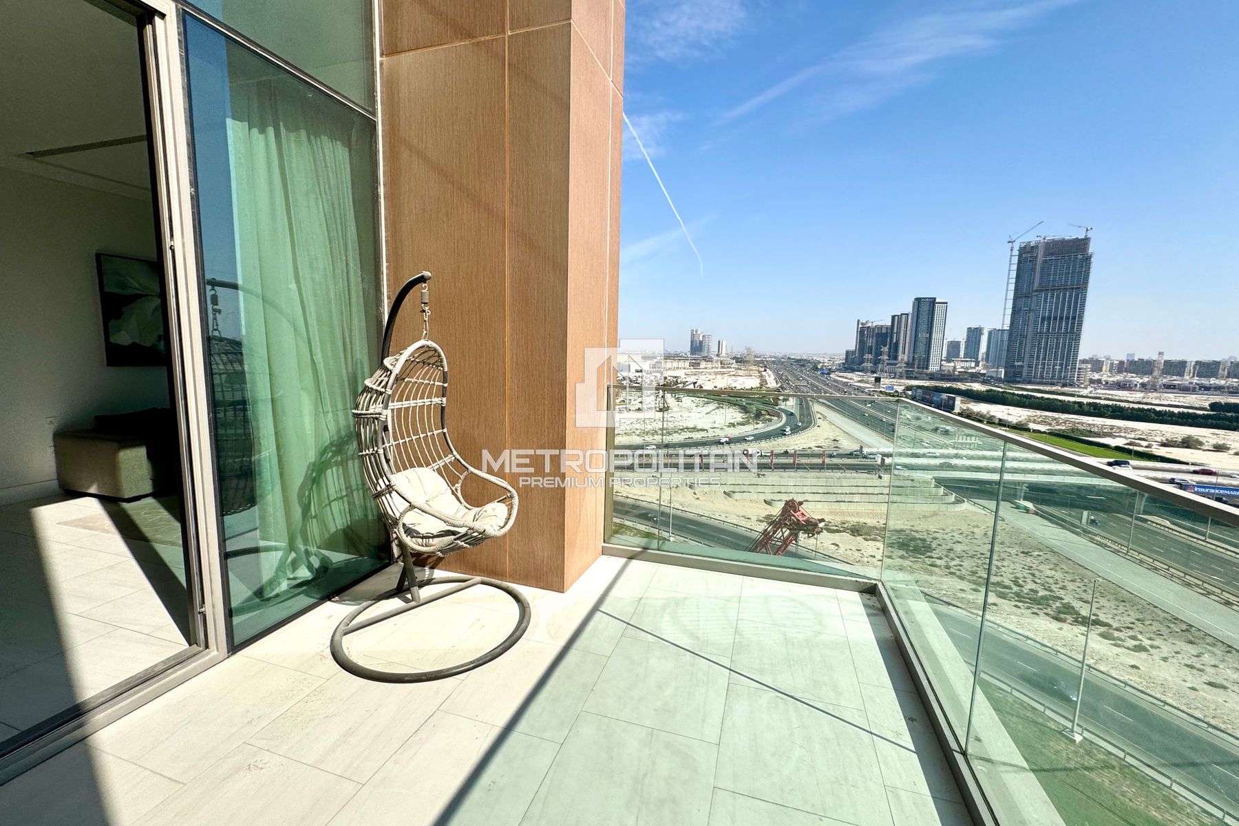 2 Beds + Maids room | Corner Unit | Vacant photo-14