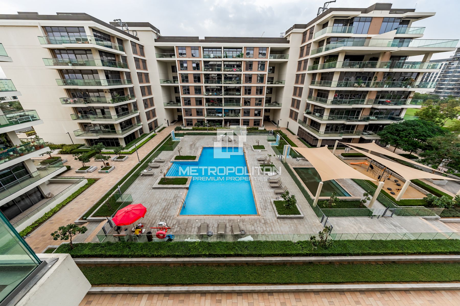 Pool and Park View |Spacious |Rented | Negotiable