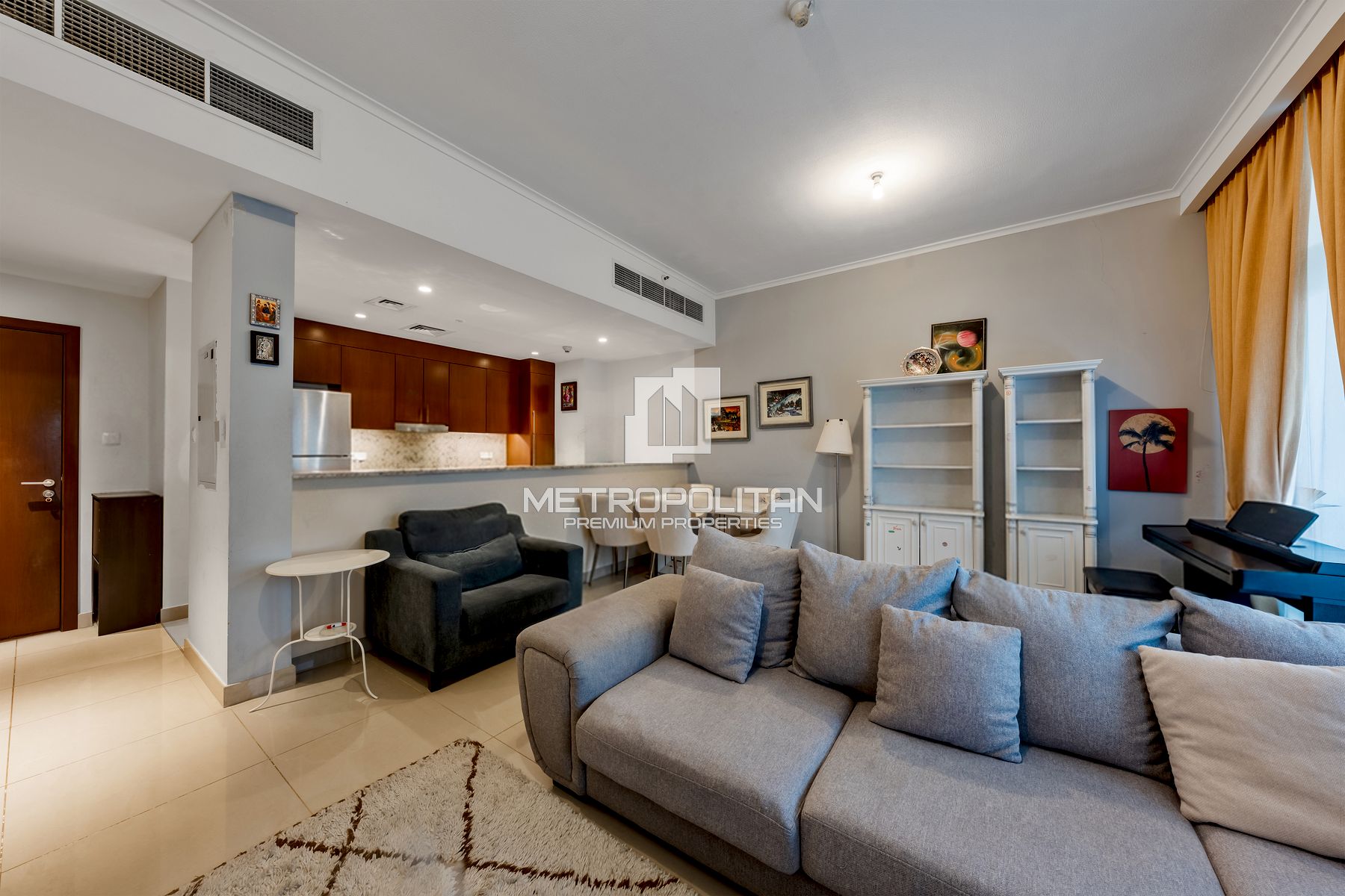 Pool and Park View |Spacious |Rented | Negotiable