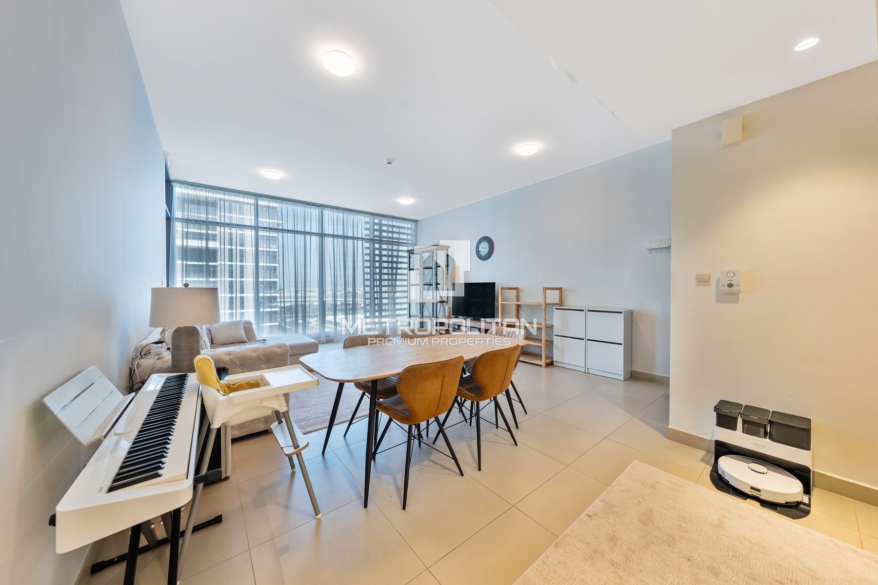 Largest One Bedroom | Tenanted | Community View photo-4