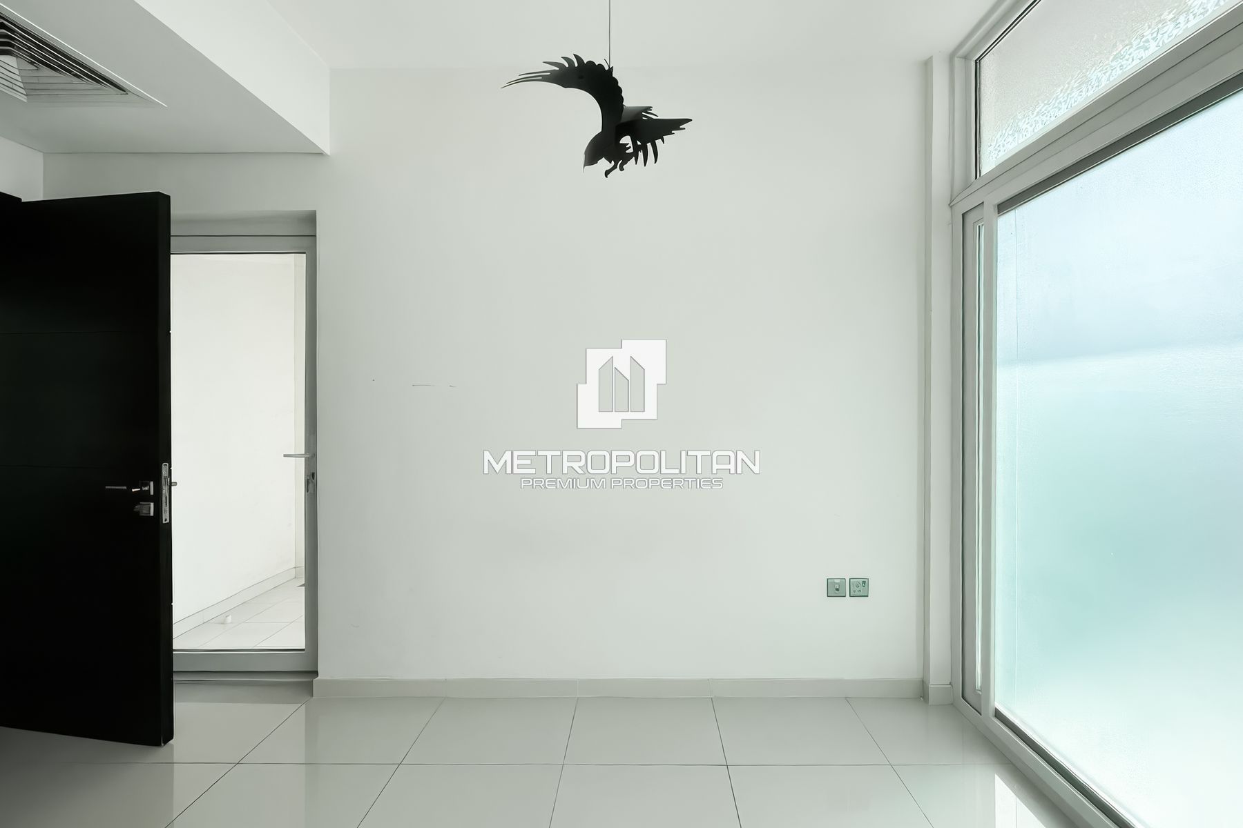 RRM | Unfurnished | Open Kitchen | Mint Condition photo-8