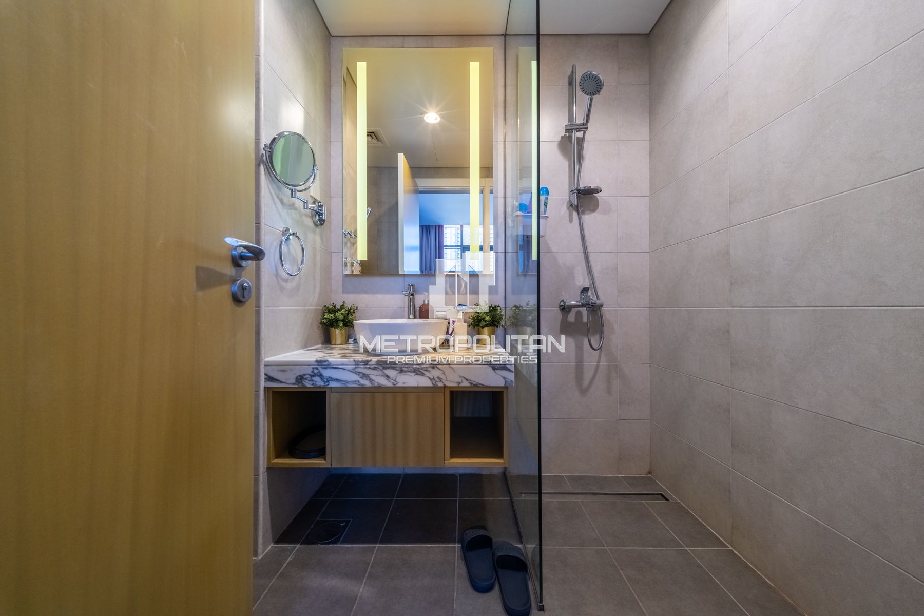 Exclusive Resale | Fully Furnished | High Floor photo-7