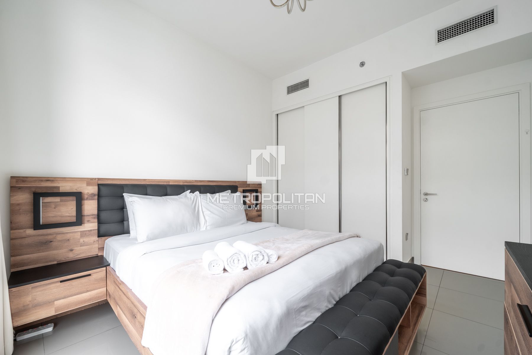 Image - Beach Vista, Dubai Harbour, Dubai | Project - Apartment