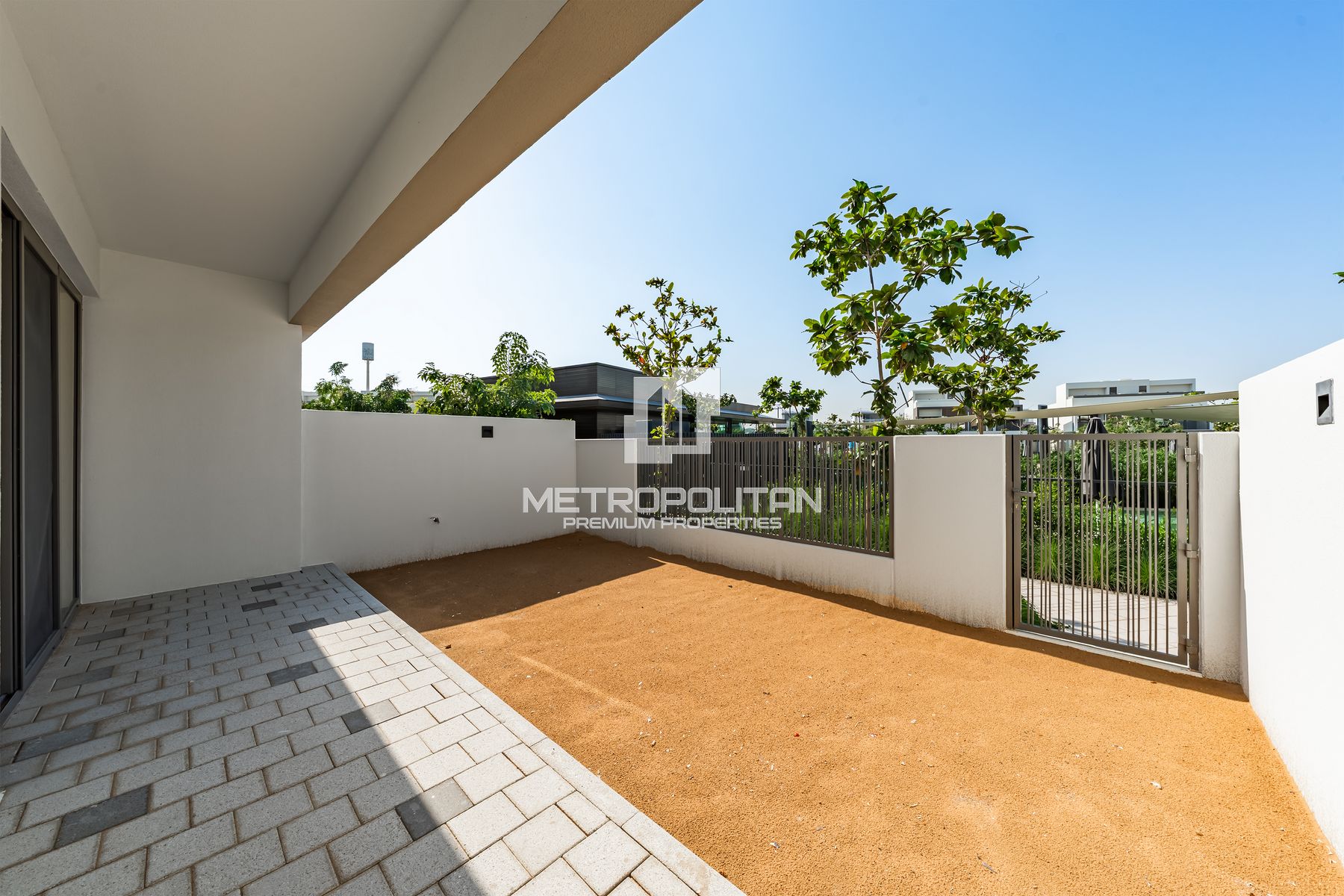 Upgraded | Pool And Park view | Single Row photo-14