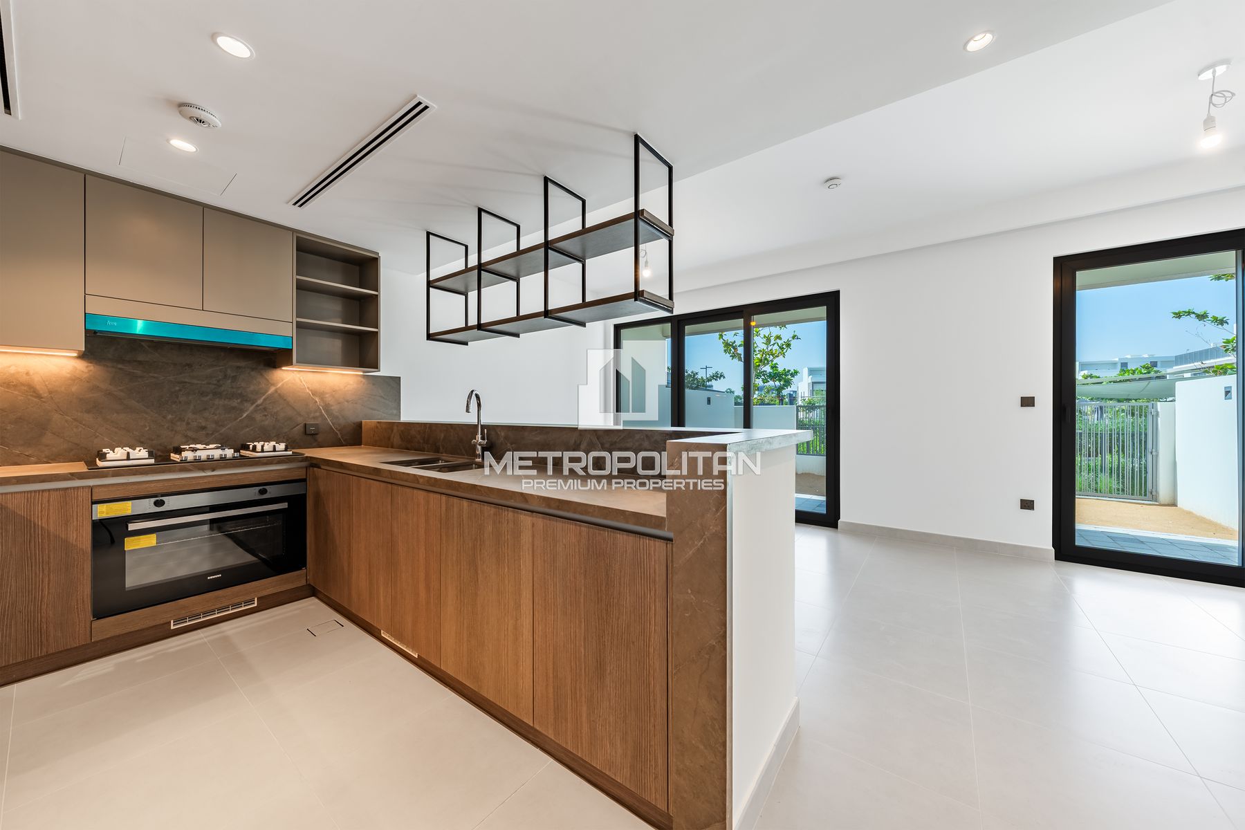 Upgraded | Pool And Park view | Single Row photo-22