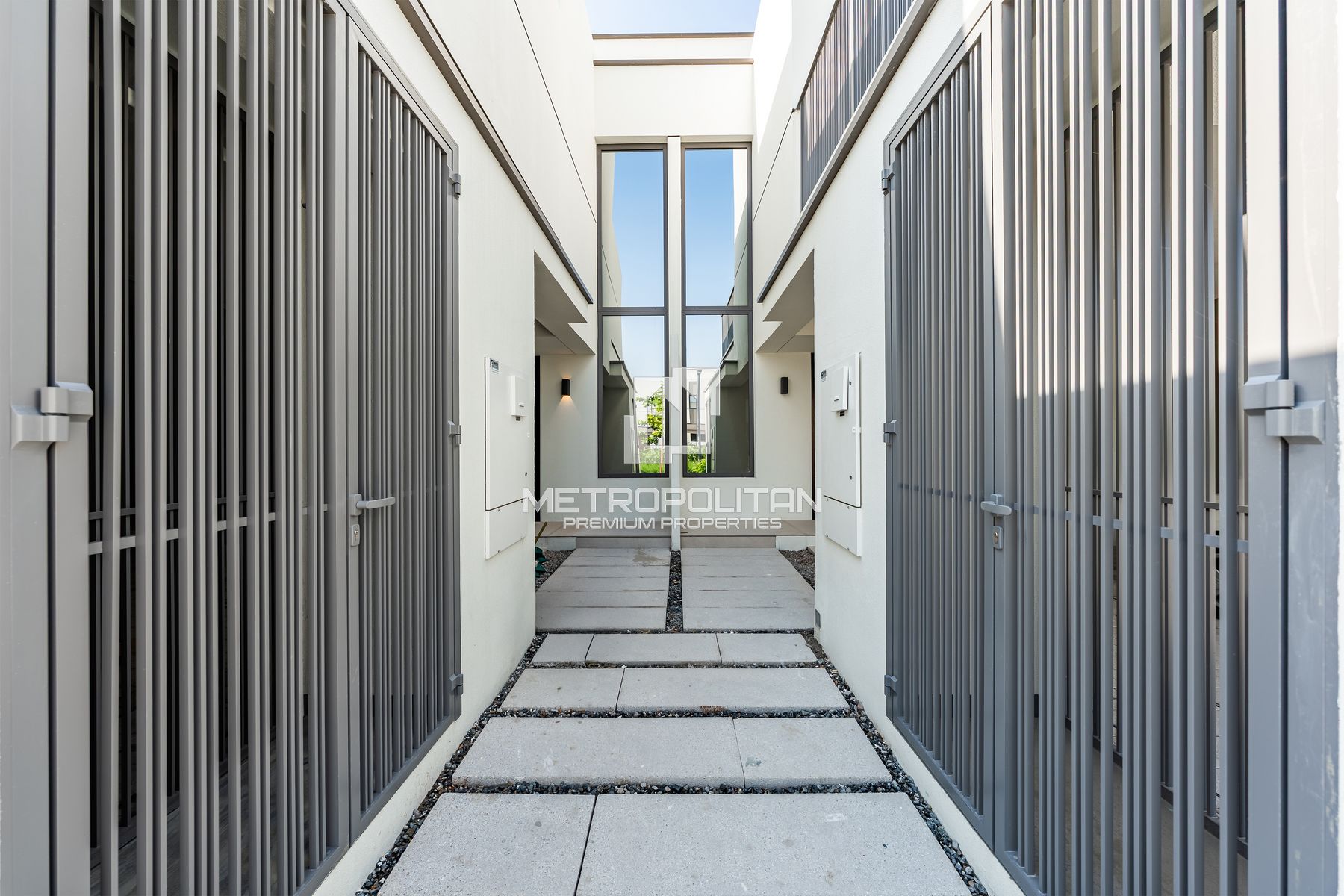 Upgraded | Pool And Park view | Single Row photo-23