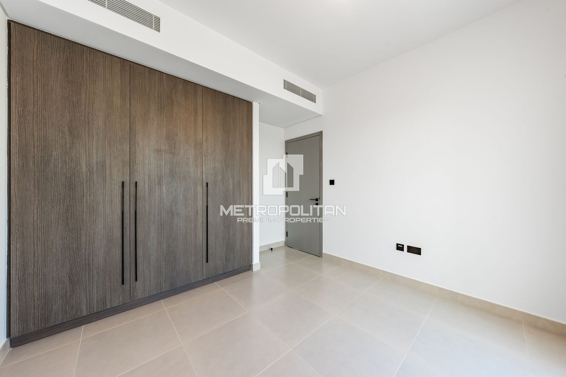 Upgraded | Pool And Park view | Single Row photo-31