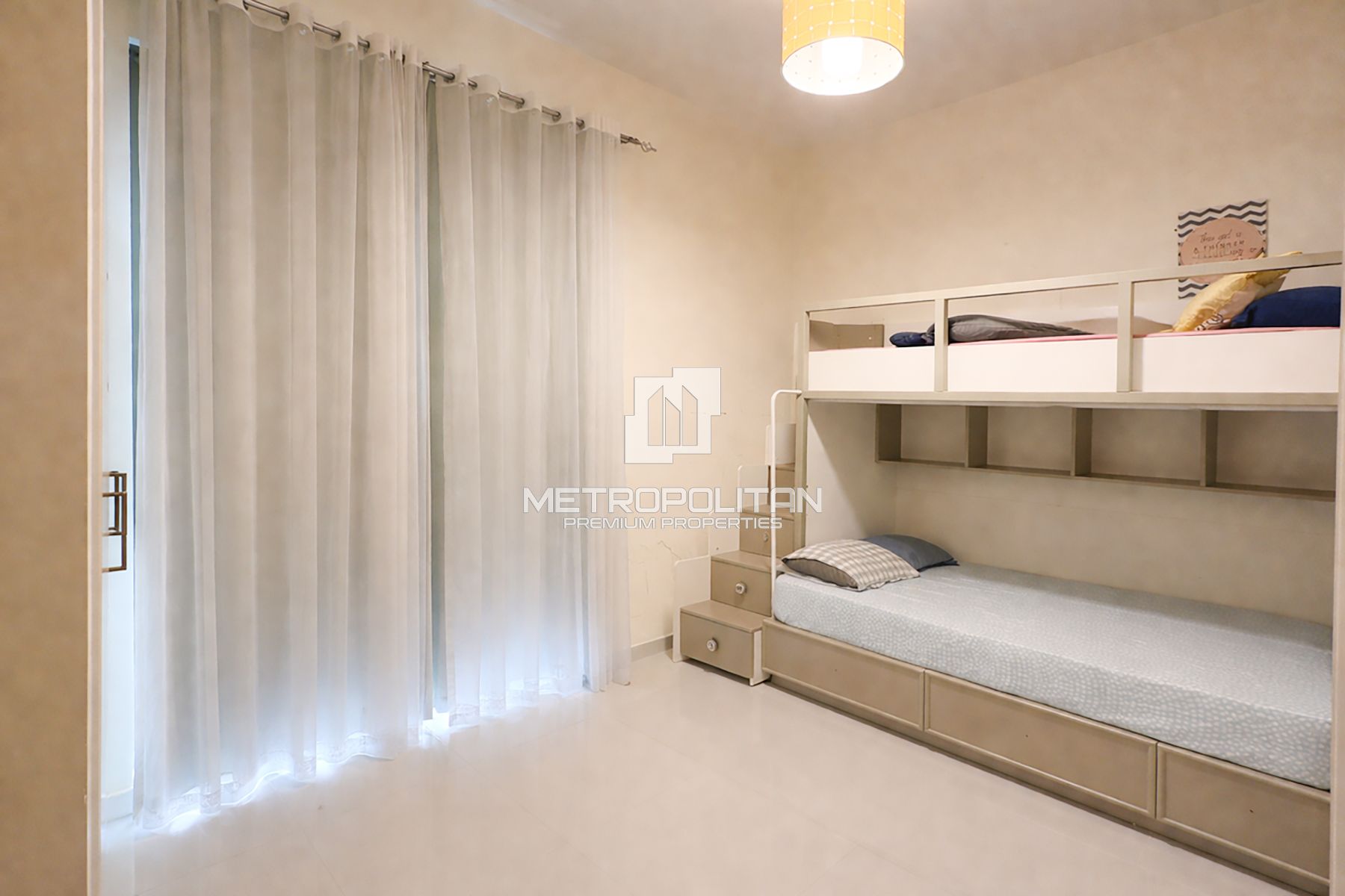 R2EM | Rented | Unfurnished | Back To Back photo-7