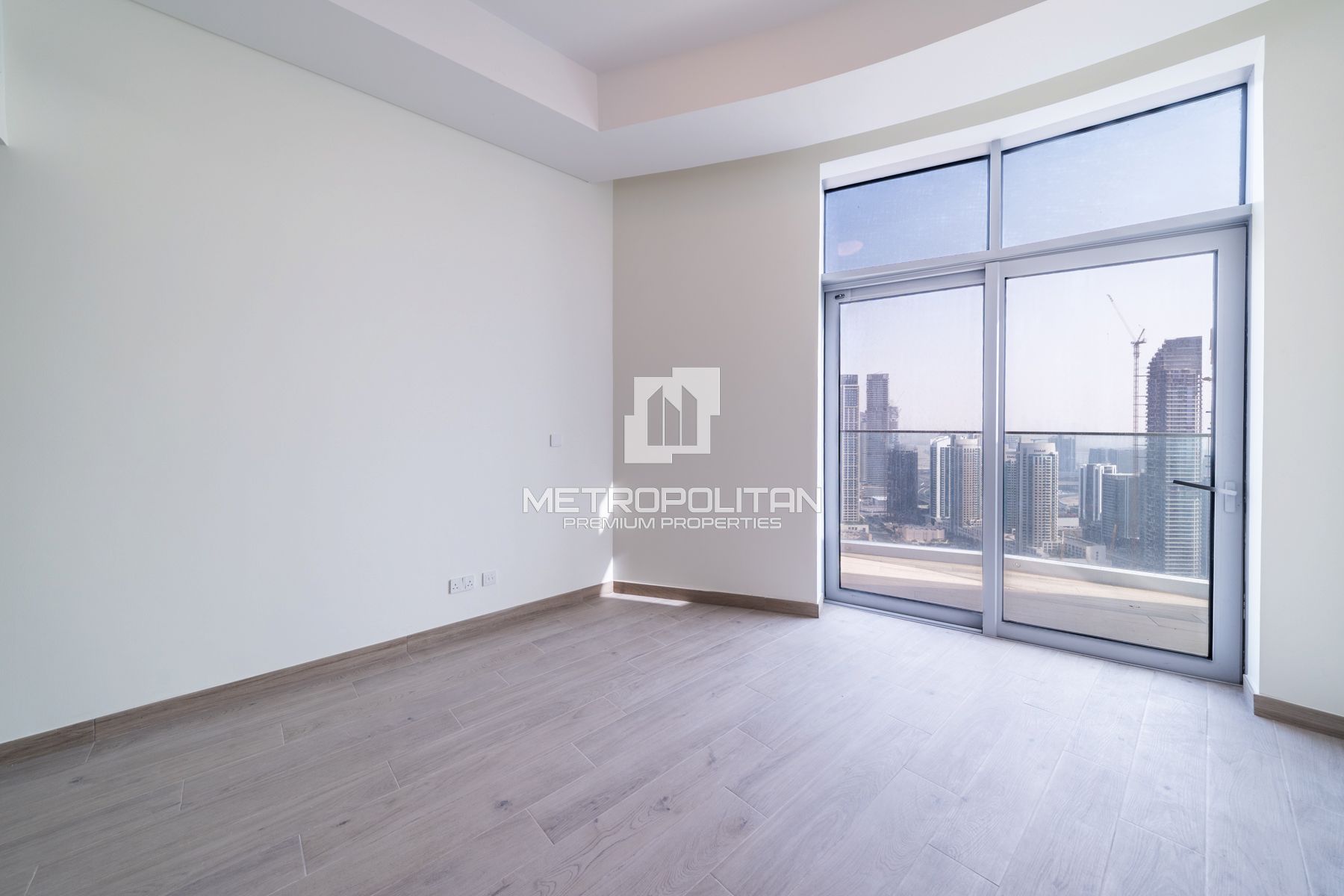 4-комнатная квартира на продажу в Downtown Dubai – MPS-44164 photo-12