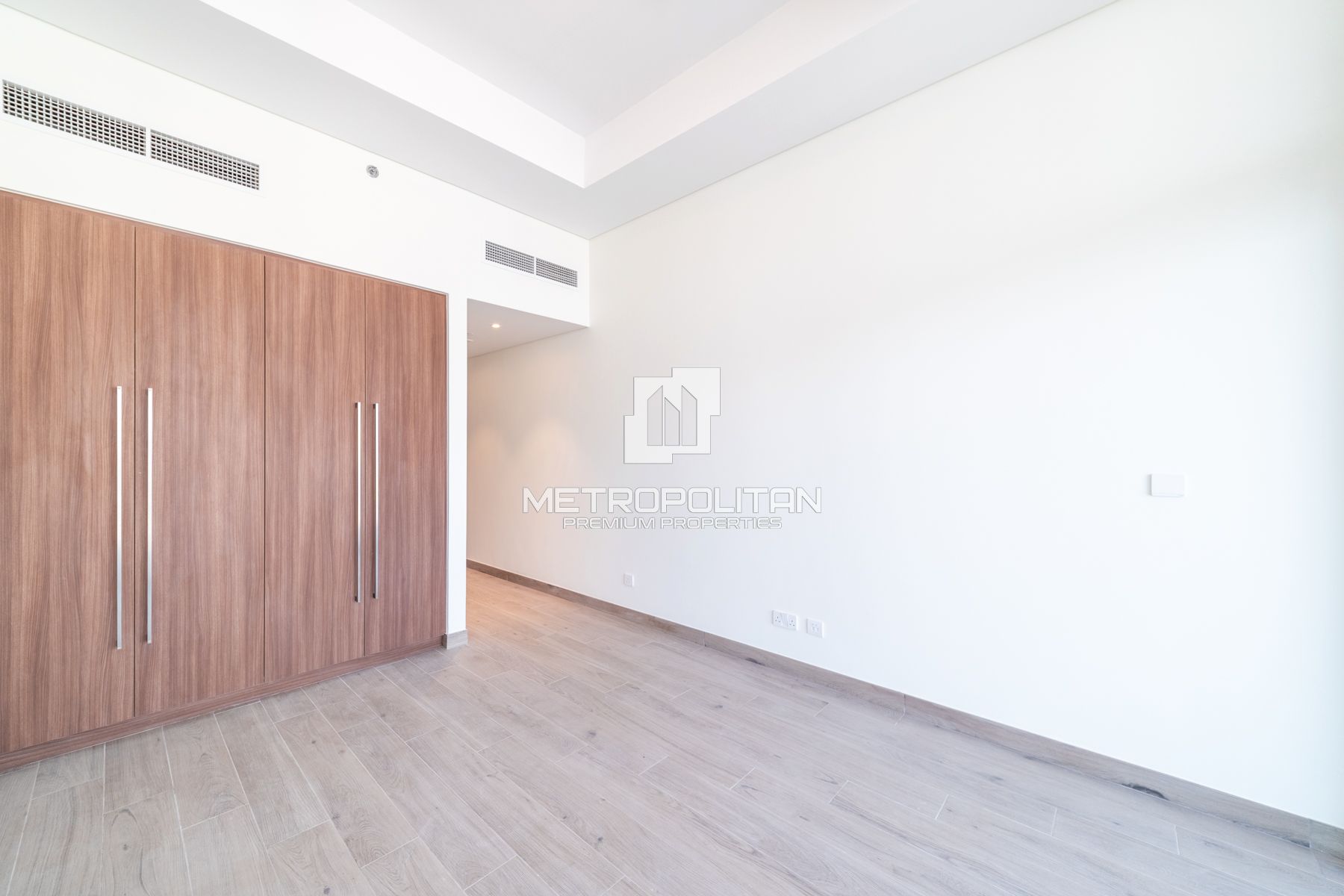 4-комнатная квартира на продажу в Downtown Dubai – MPS-44164 photo-24