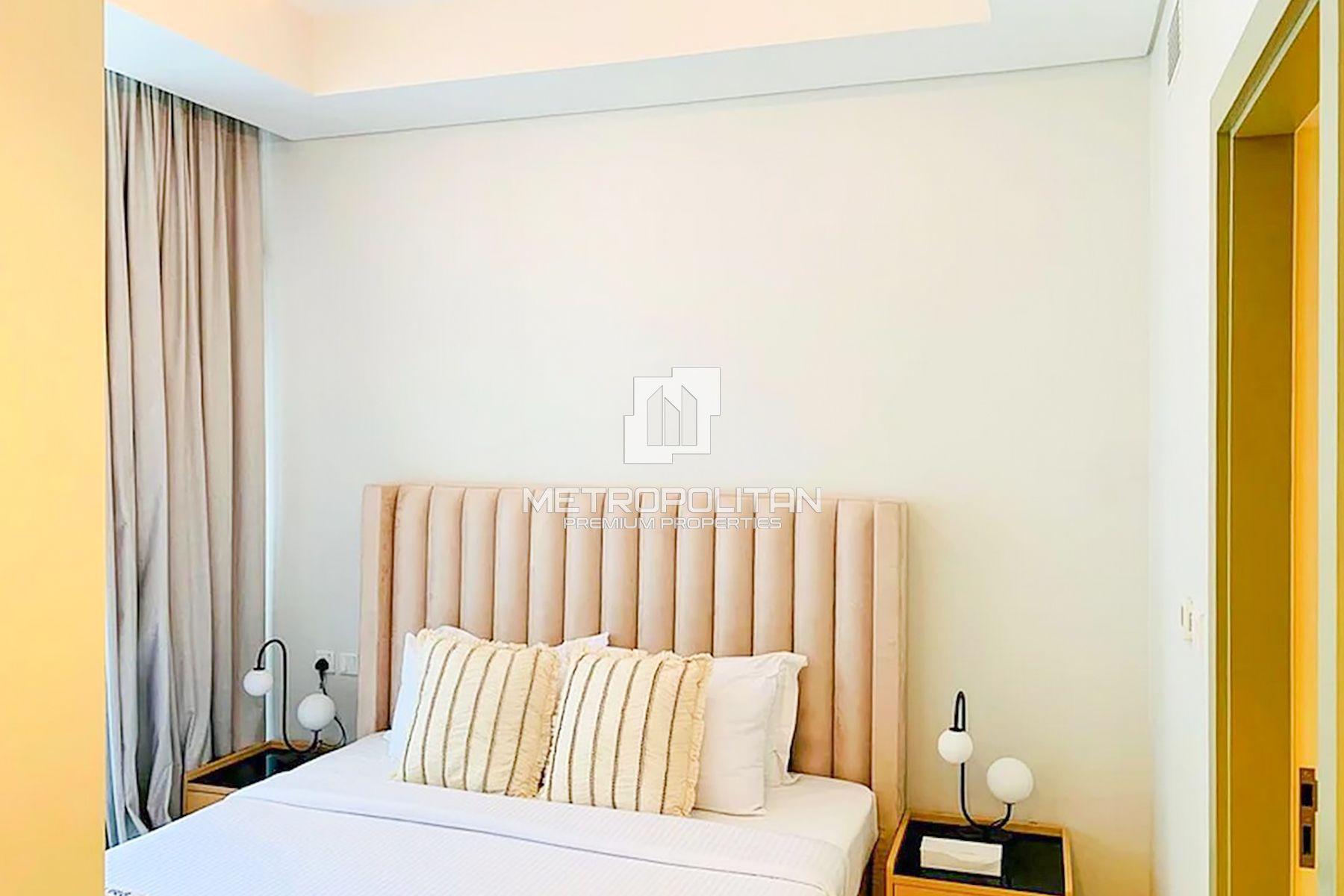 2 Bed | High Floor | Vacant | Canal View photo-1