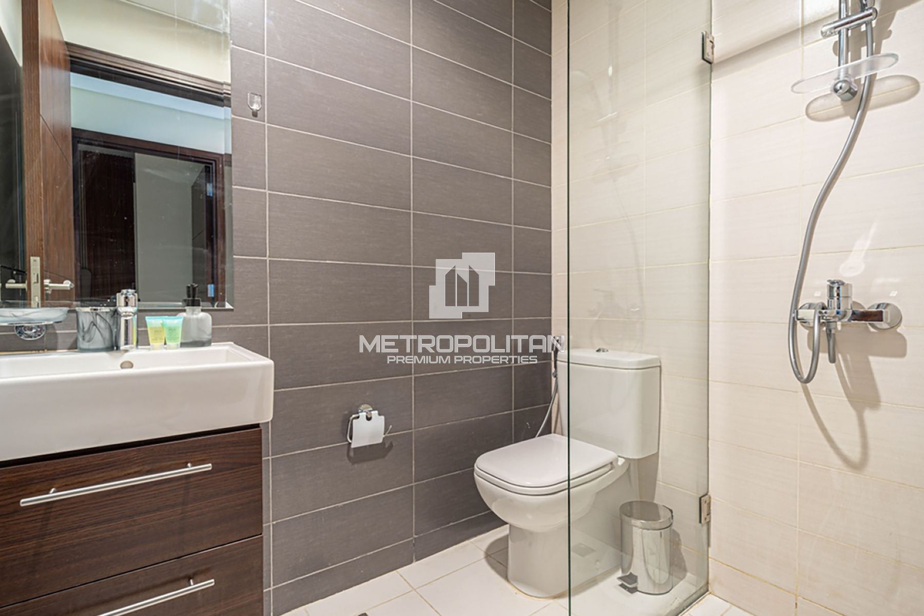 Vacant Soon | Furnished | Renovated | Best Value photo-8