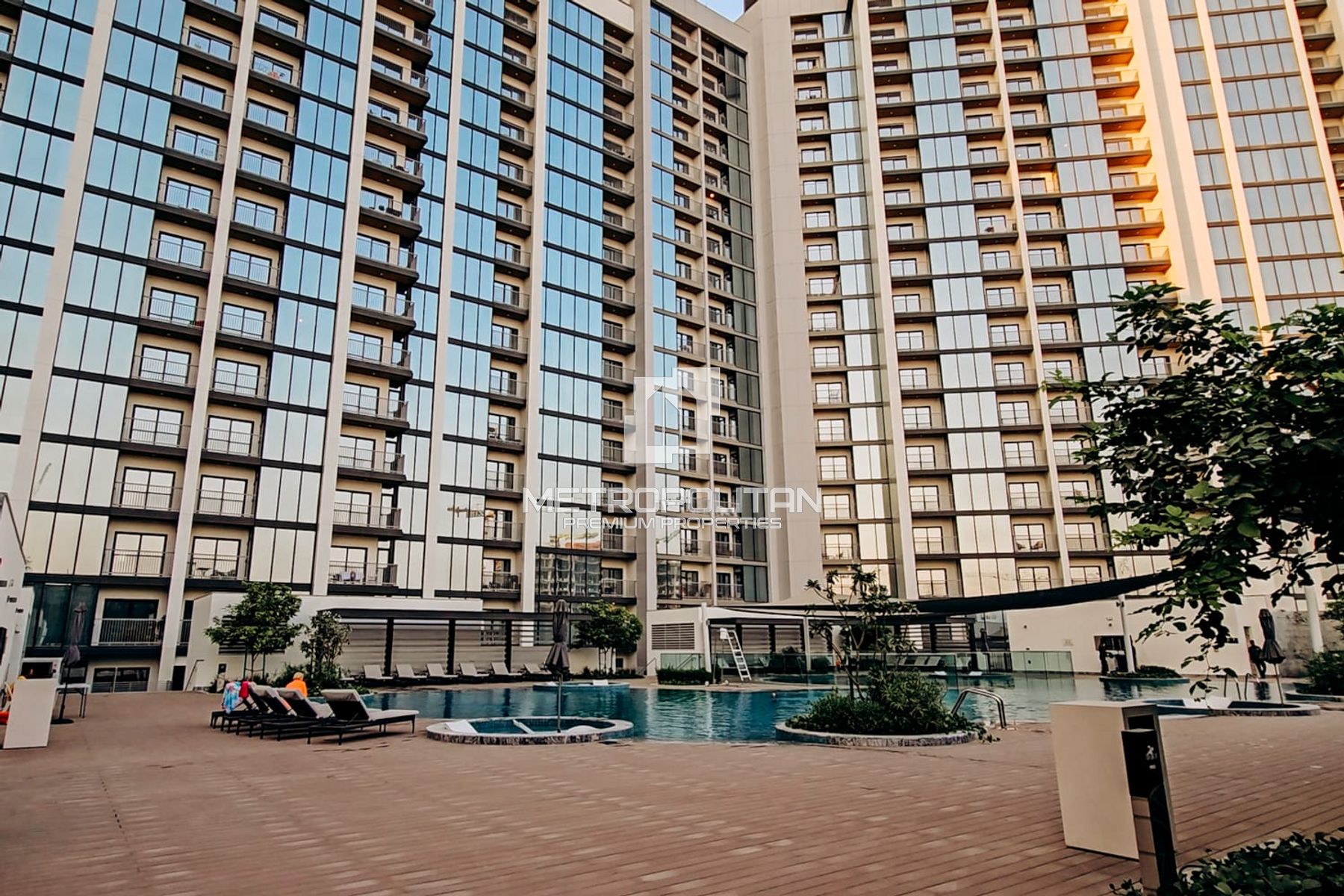 Image - The Crest Tower B, Mohammed Bin Rashid City, Dubai | Project - Apartment