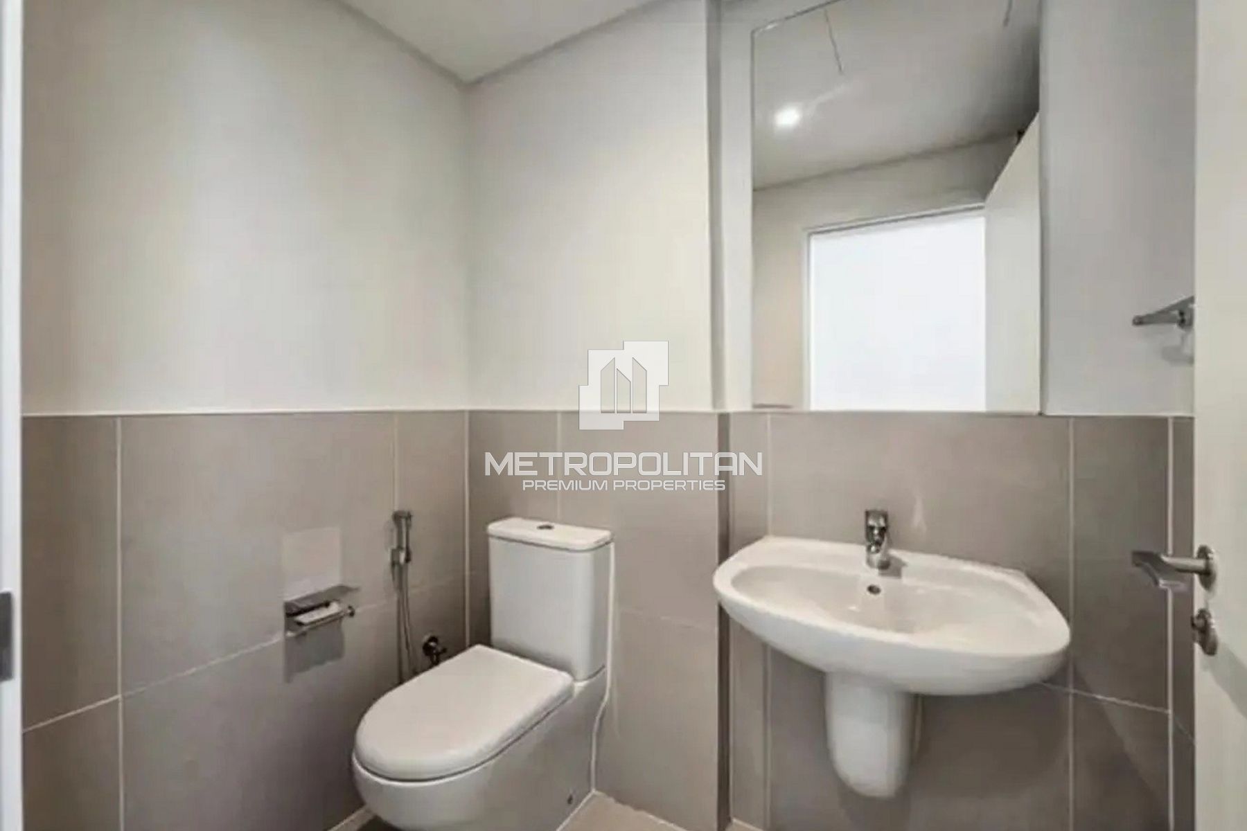 Single Row Corner Unit  | Largest Plot | Vacant photo-2