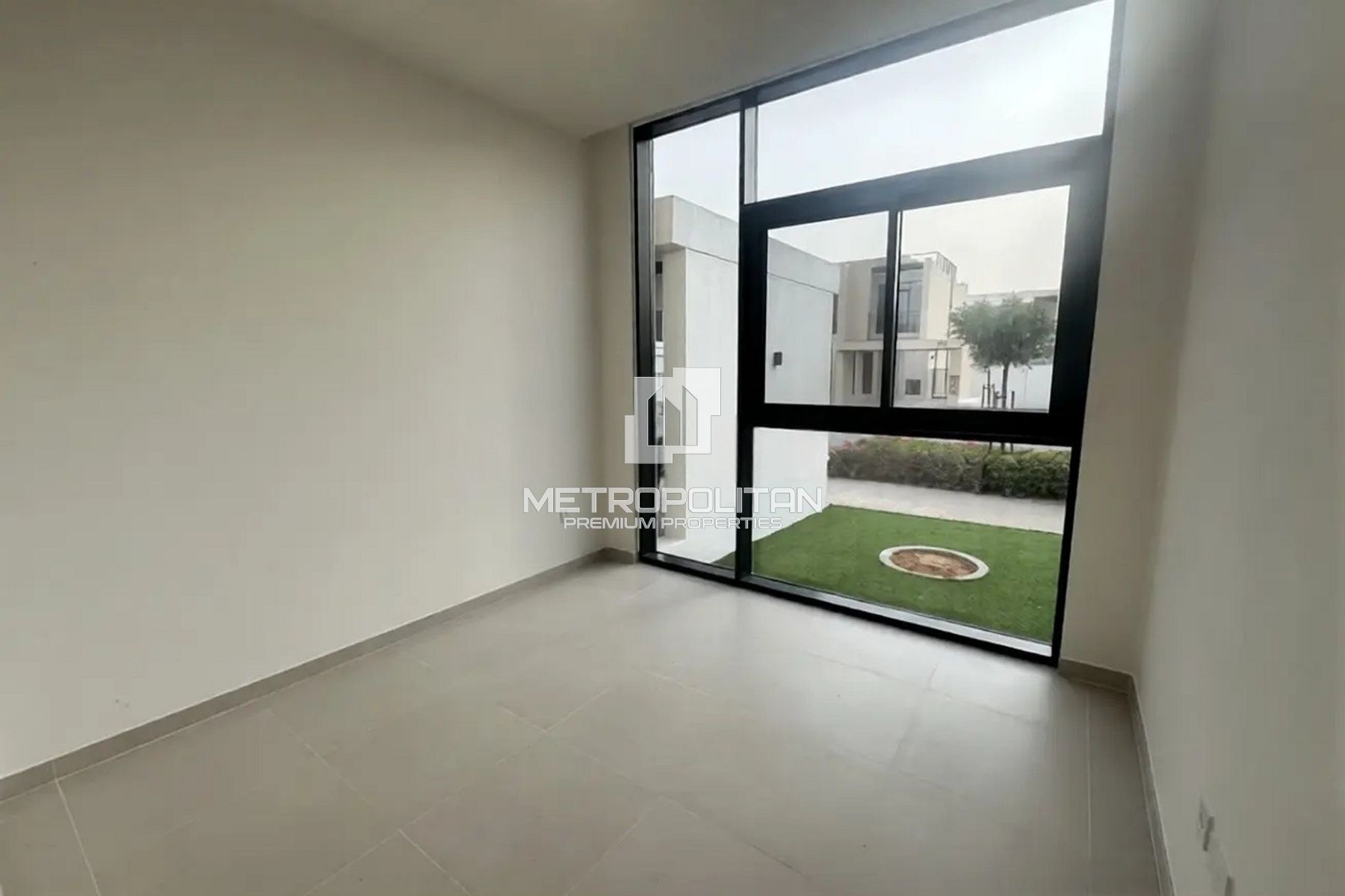 Single Row Corner Unit  | Largest Plot | Vacant photo-7