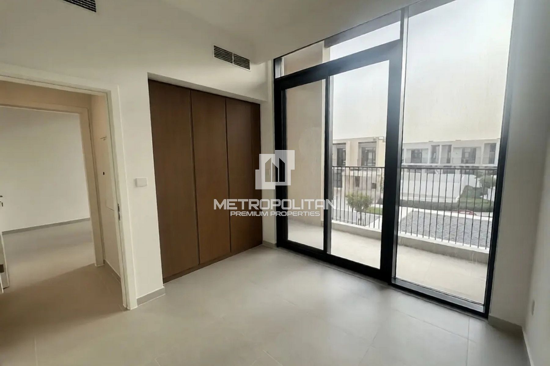 Single Row Corner Unit  | Largest Plot | Vacant photo-10