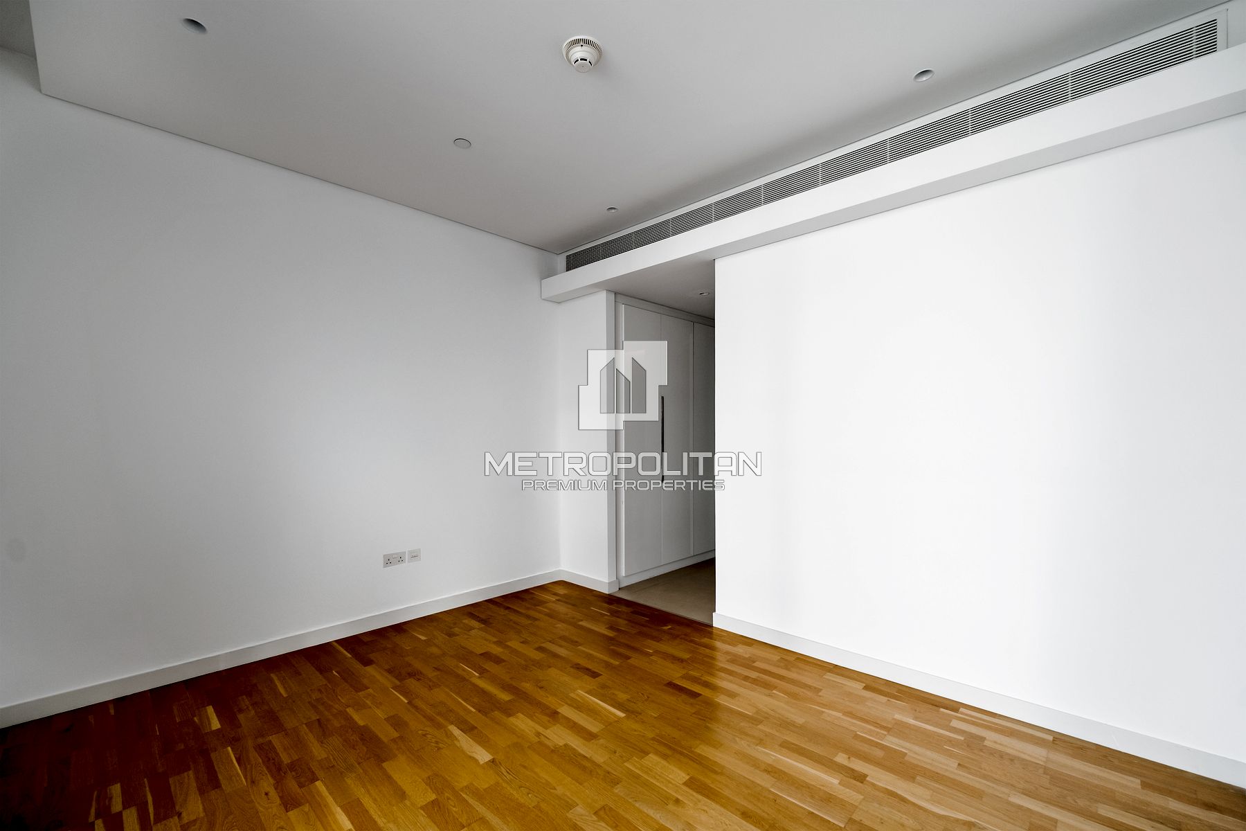Park and Sea Views| Large Layout | Excellent Price