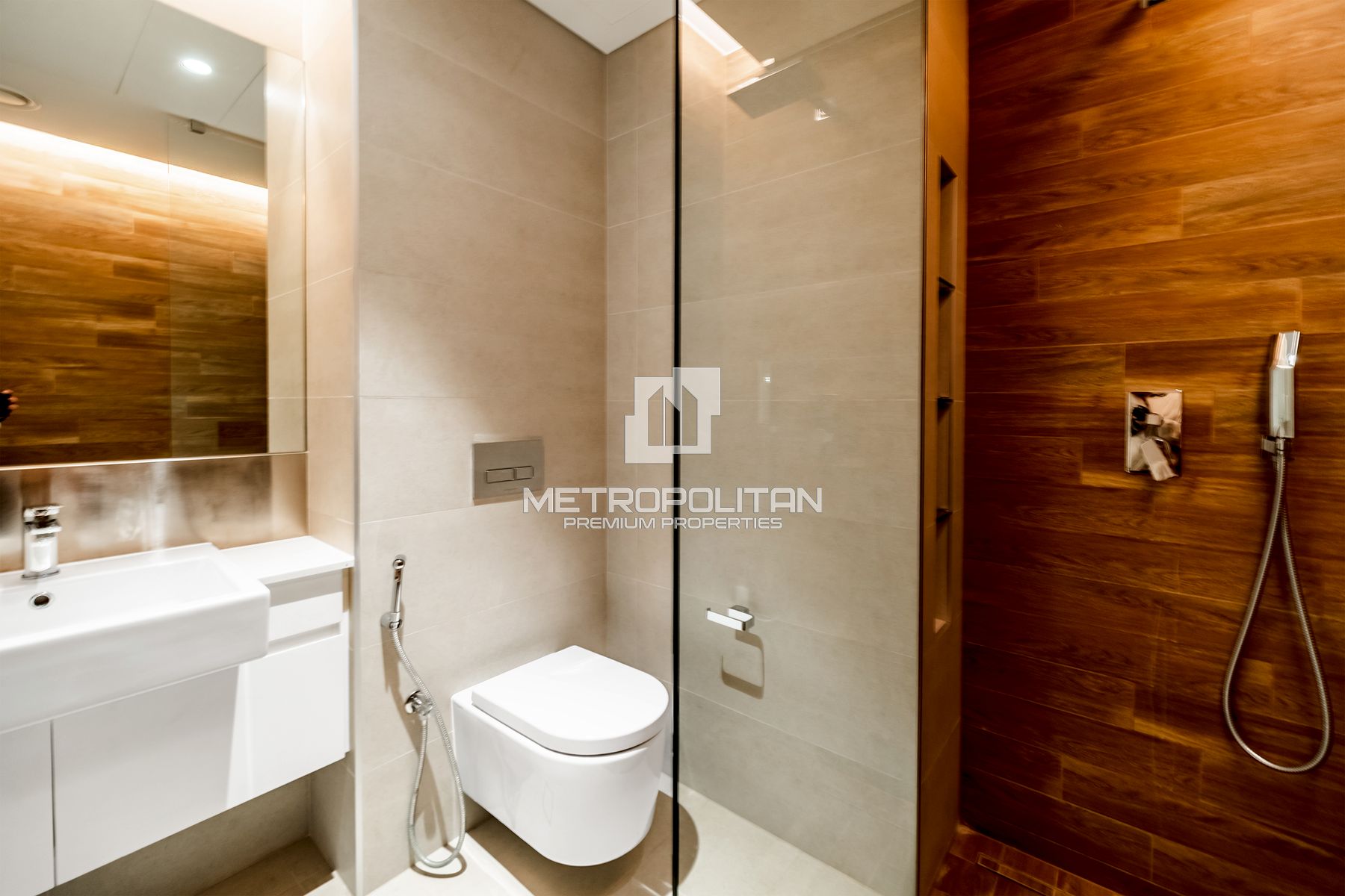 Park and Sea Views| Large Layout | Excellent Price