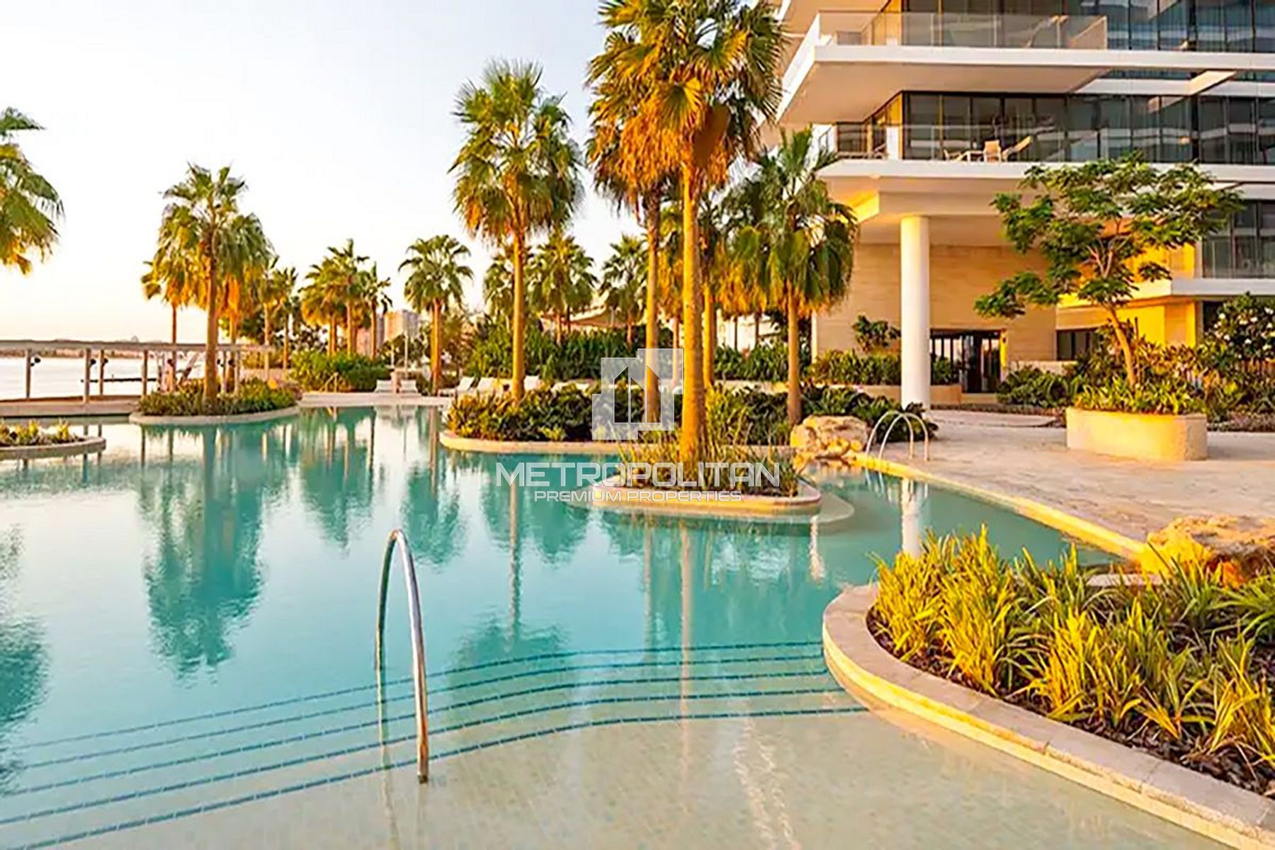 Corner Unit | Panoramic View | Middle Floor photo-9