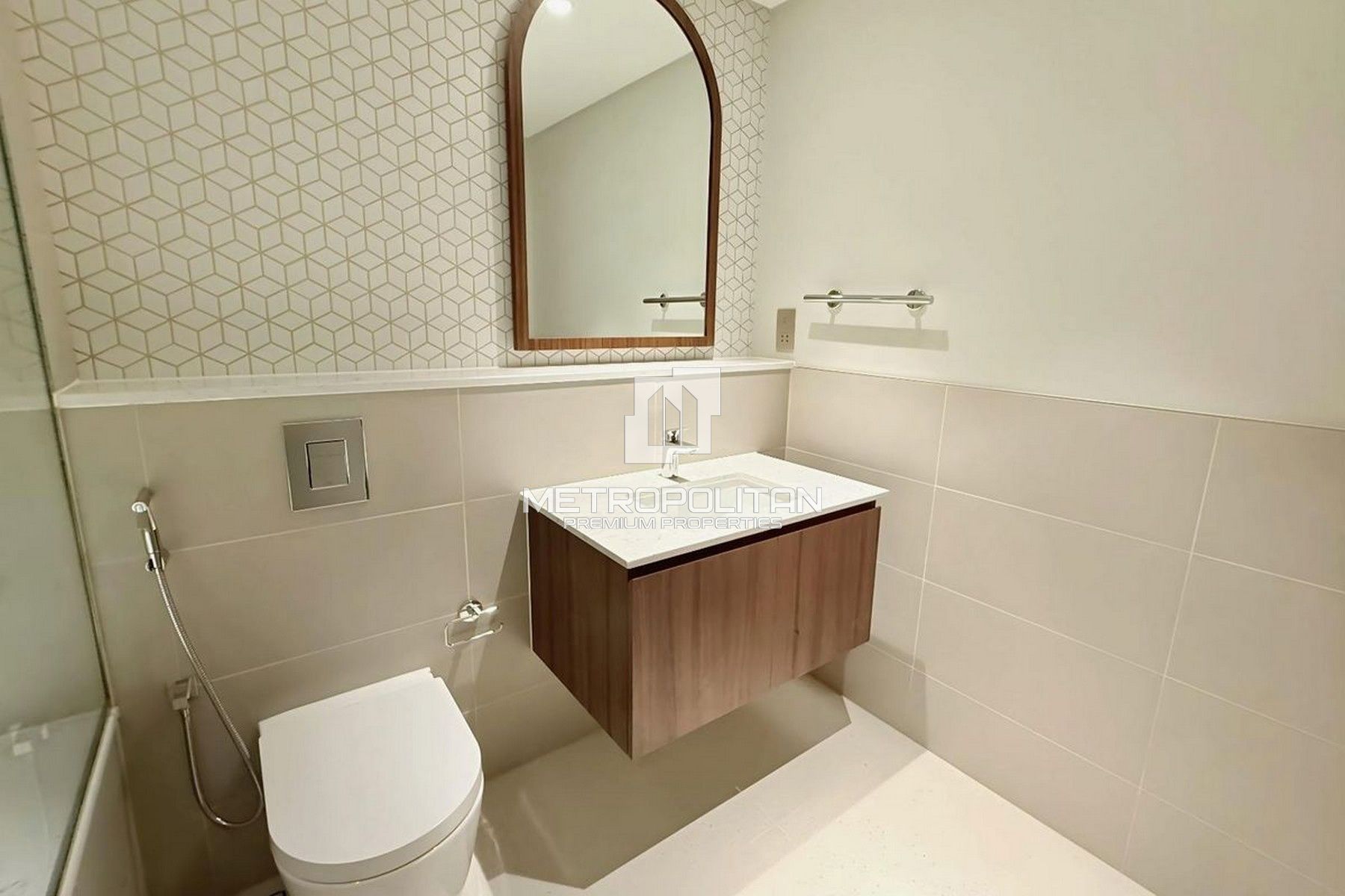 Vacant | High Floor | Prime Location photo-8