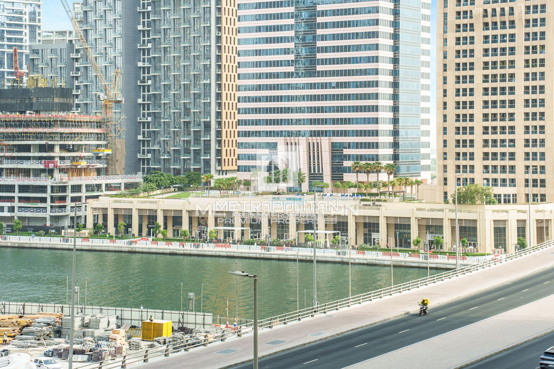 Stunning Canal View | Mid-Floor 1-Bed | High ROI photo-16