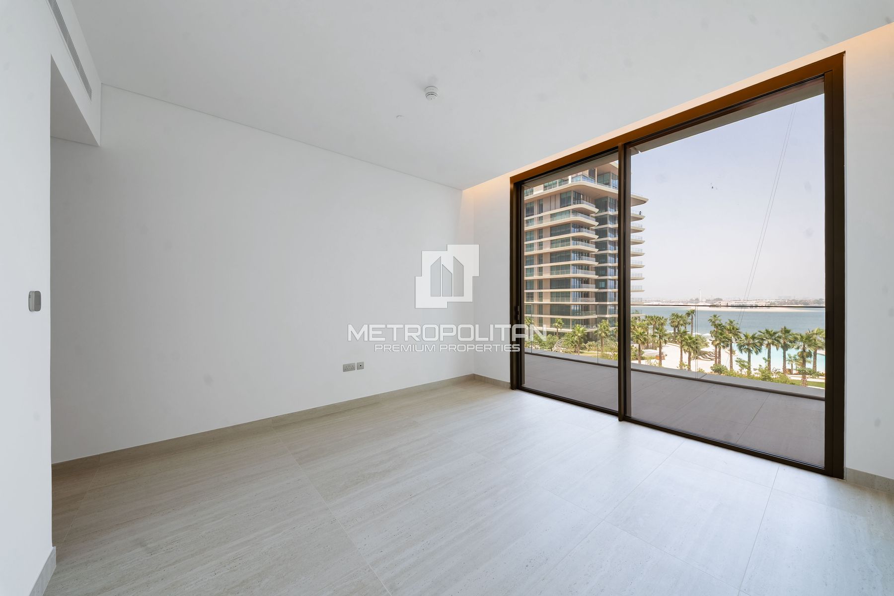 Luxurious Apartment | Prime Location | High ROI