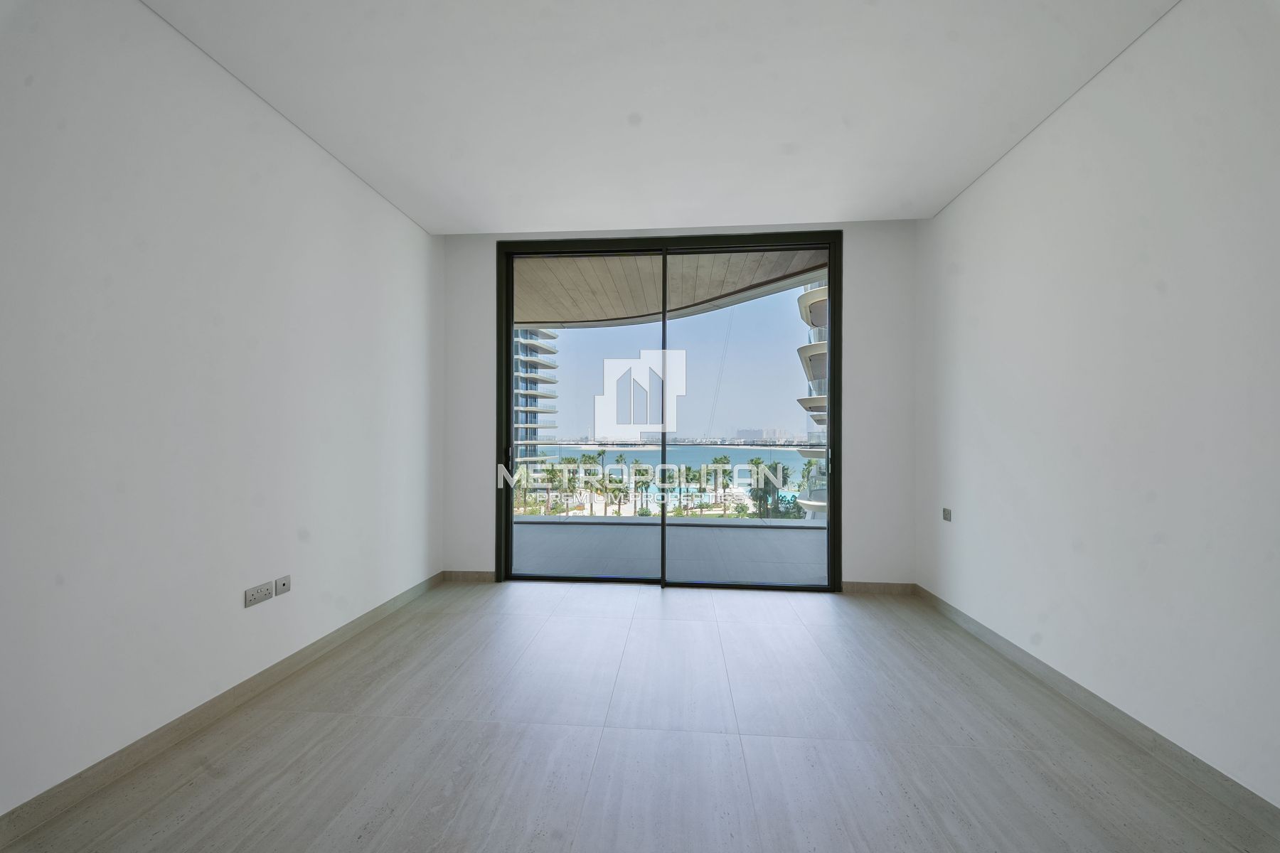 Luxurious Apartment | Prime Location | High ROI