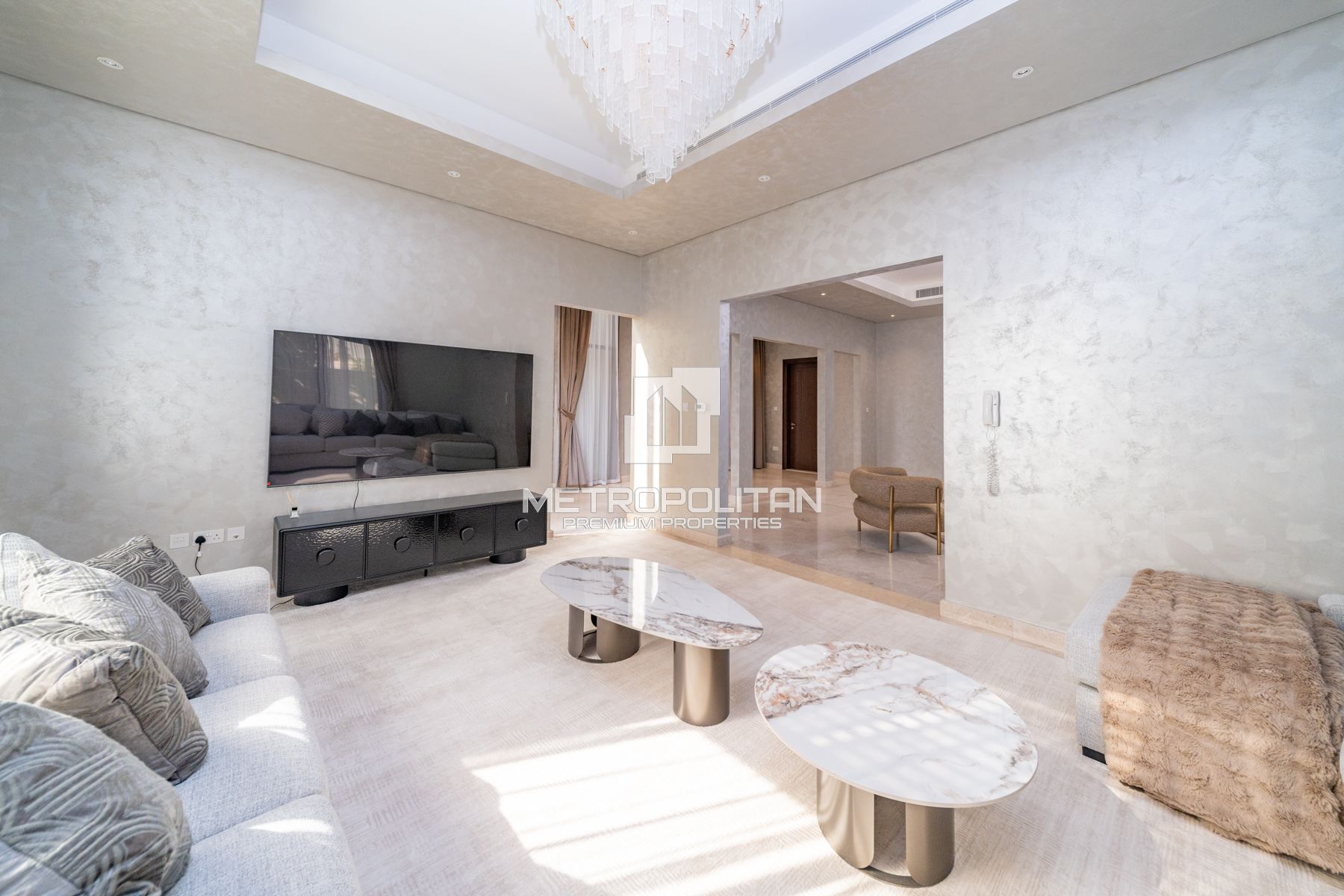 View Today | Vacant | Luxury Living photo-1