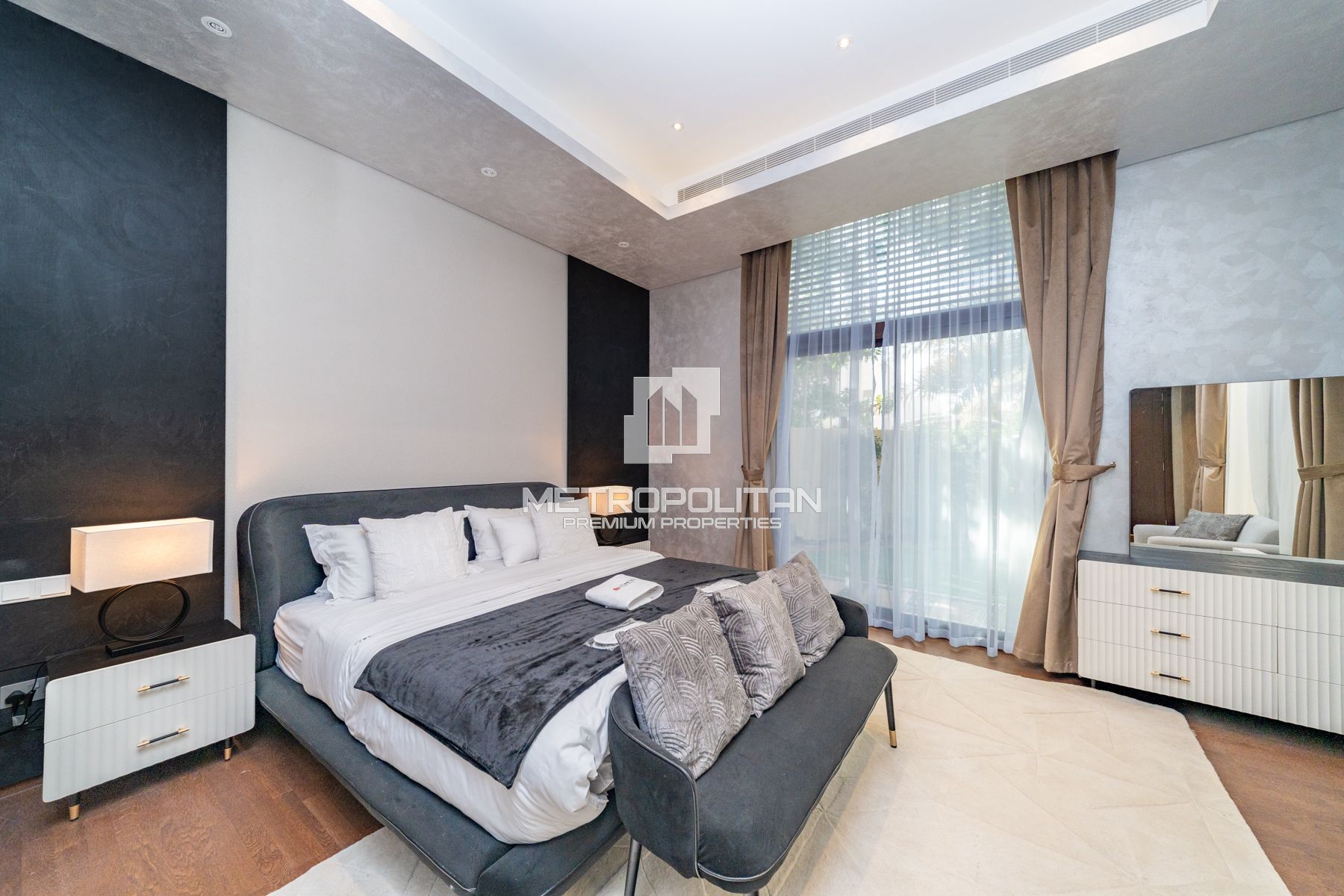 View Today | Vacant | Luxury Living photo-8