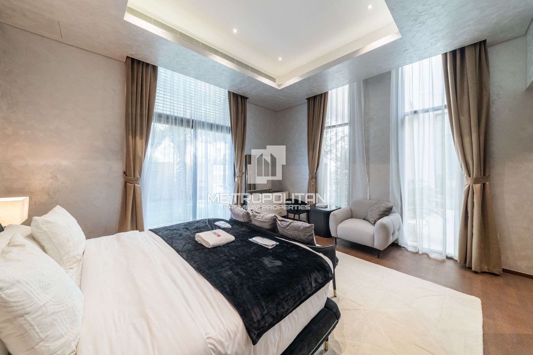 View Today | Vacant | Luxury Living photo-9