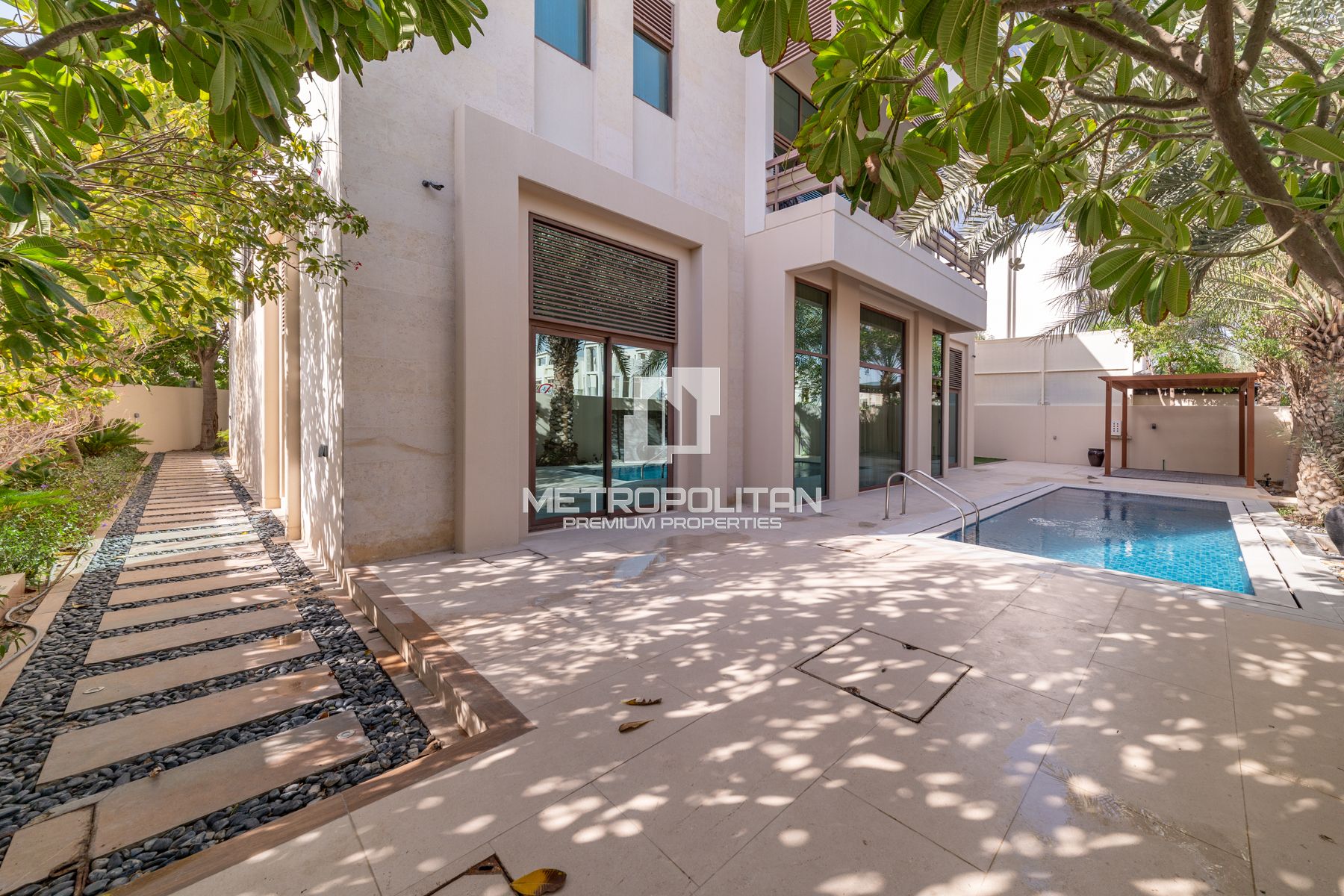 View Today | Vacant | Luxury Living photo-24