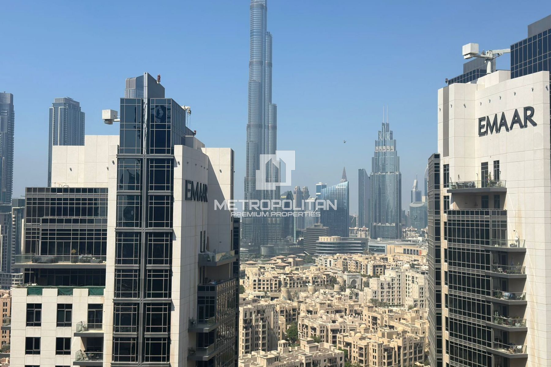 Burj Khalifa View | Modern Furnished | 1 Bedroom