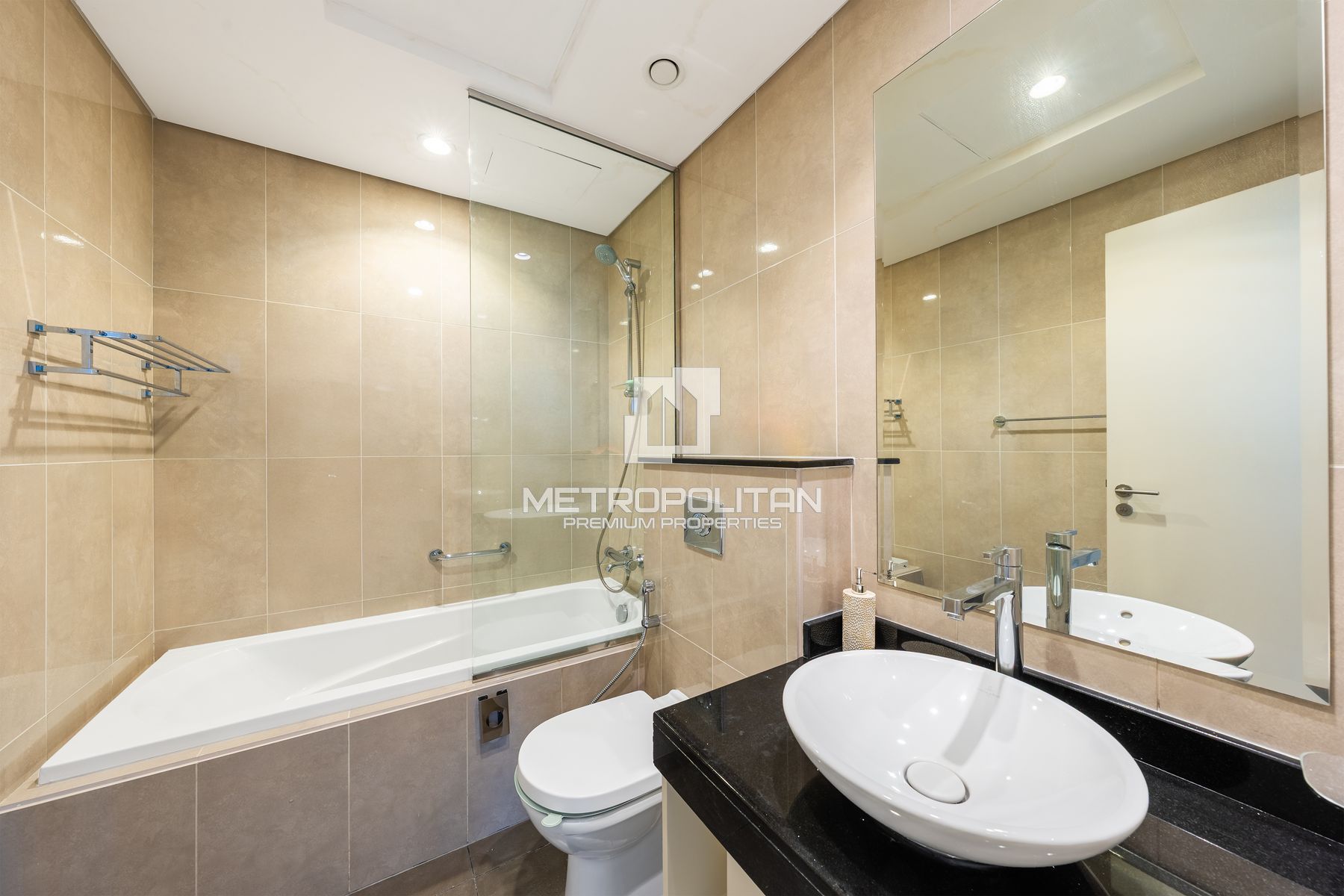 Full Golf View | Vacant Unit | Motivated Seller photo-3