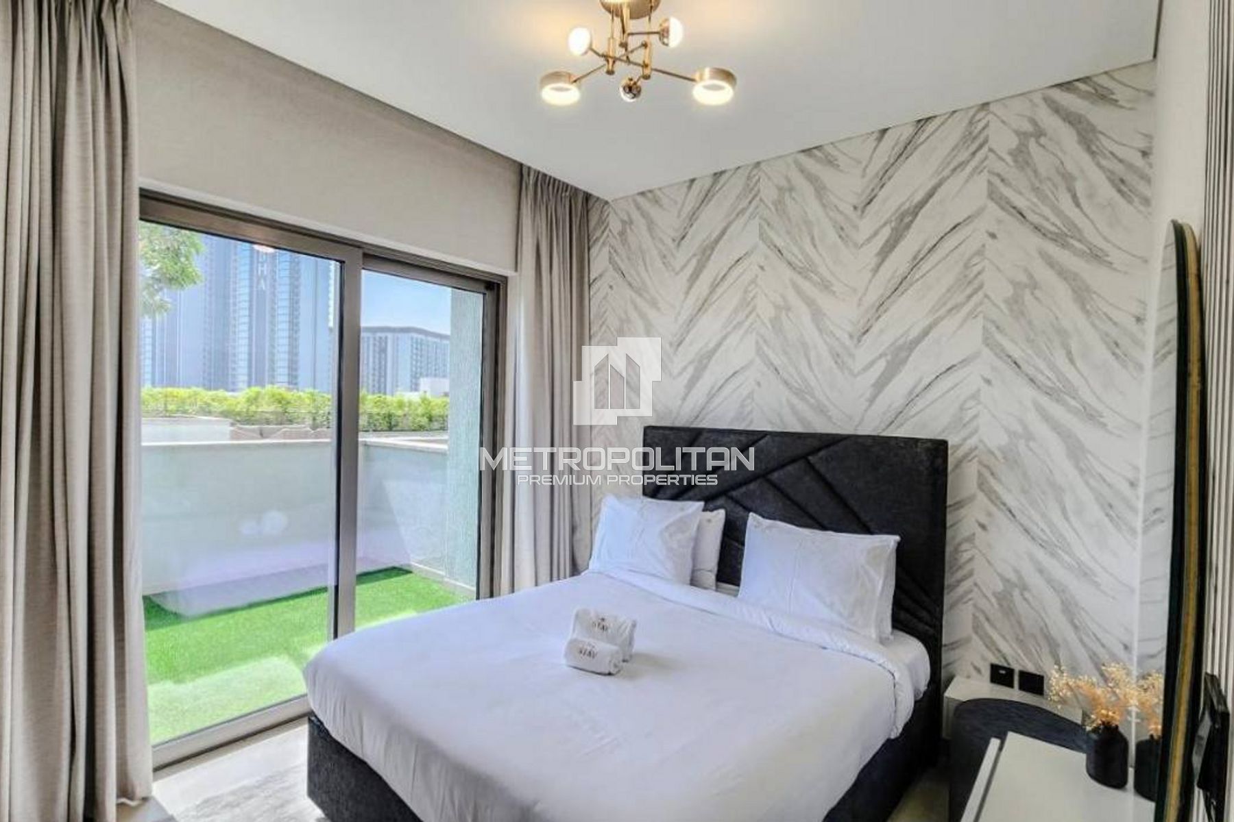 Vacant  | Fully Furnished | Plus Study Room photo-6