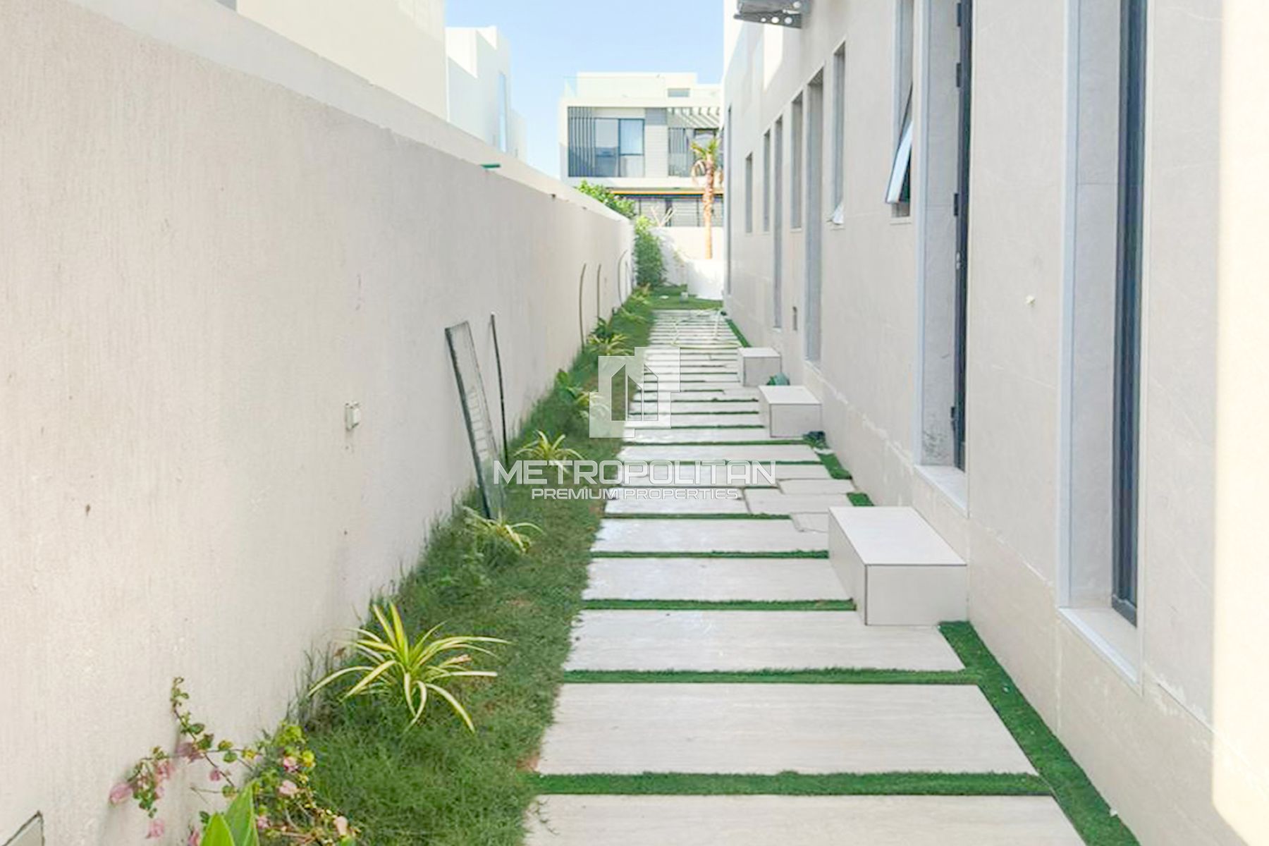 Ready to Move | Prime Location | Standalone photo-14