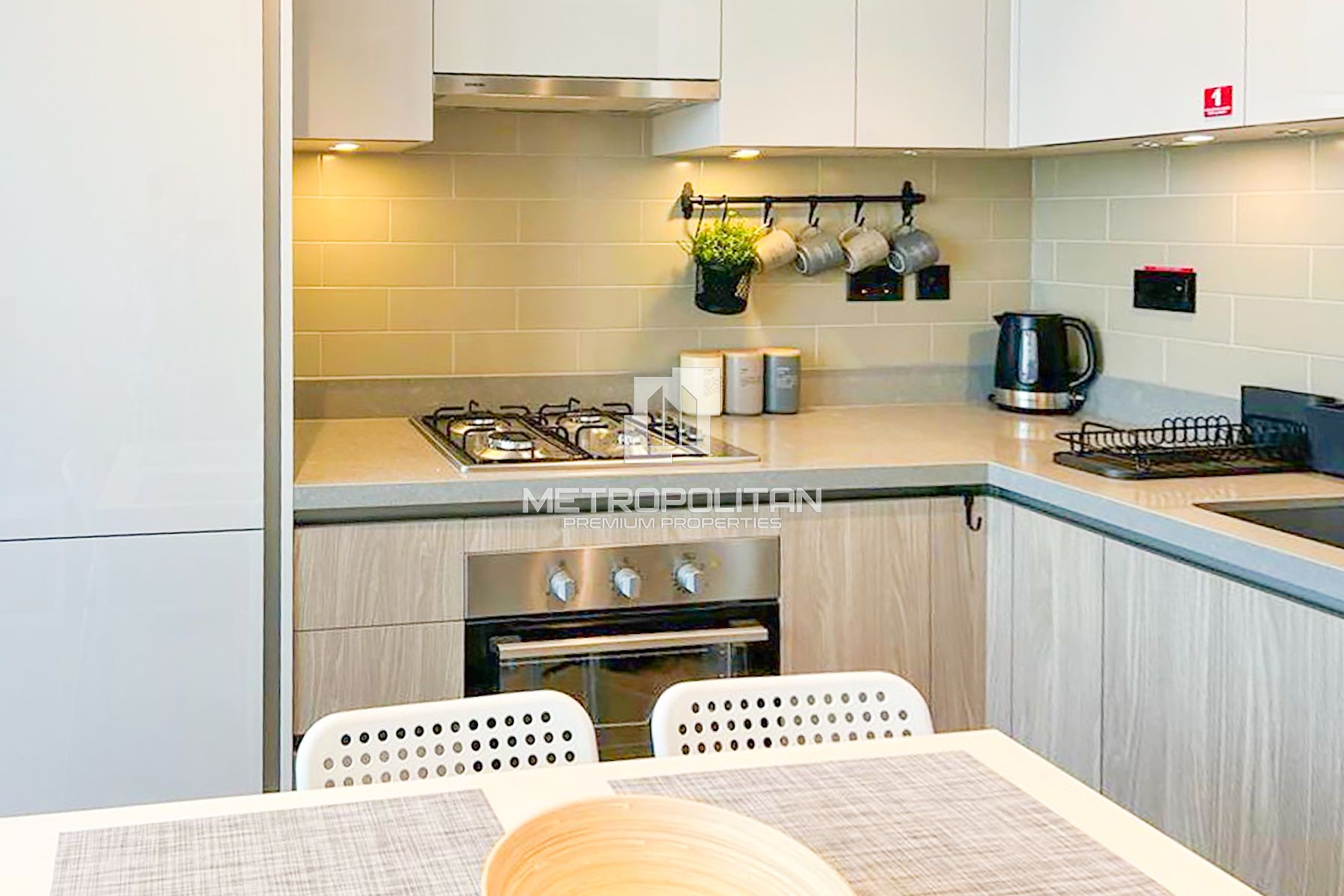 High Floor | Minimal Design | Market Value photo-2