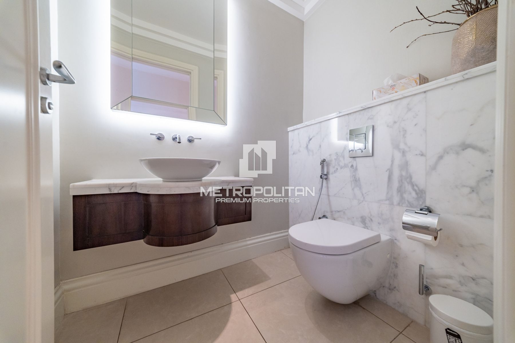 VACANT | Spacious Layout | Branded Residences photo-11