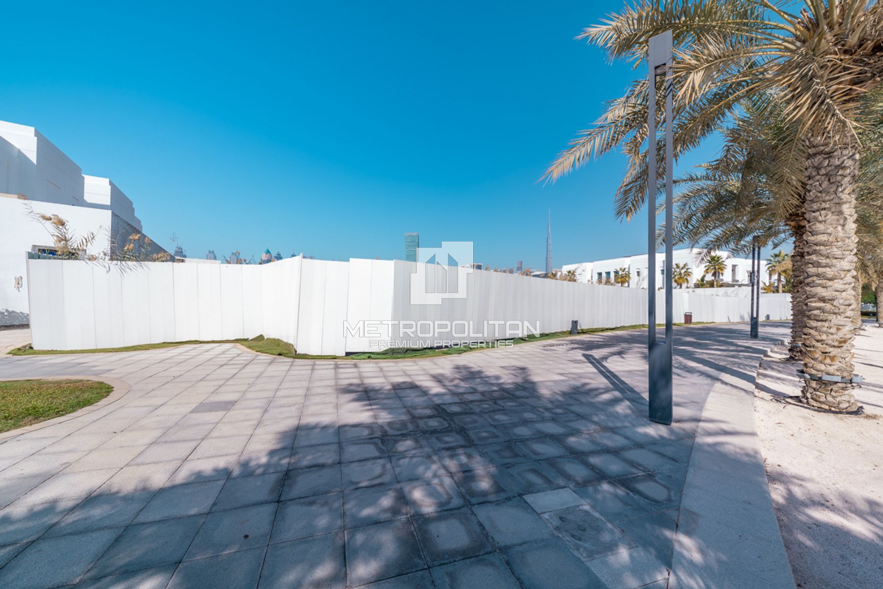 Prime Lagoon-Front Plot | Huge Layout | Luxurious photo-7