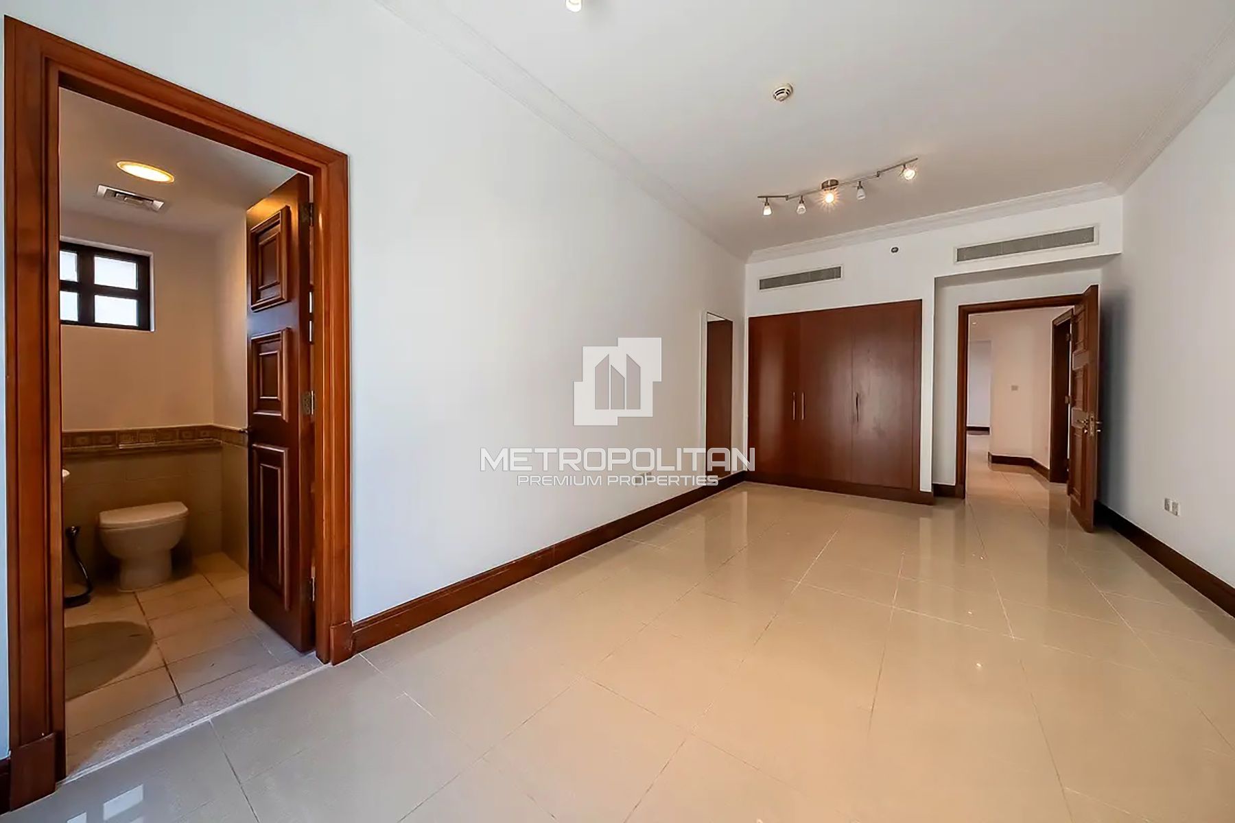 3BR Duplex PH | Unfurnished | Motivated Seller