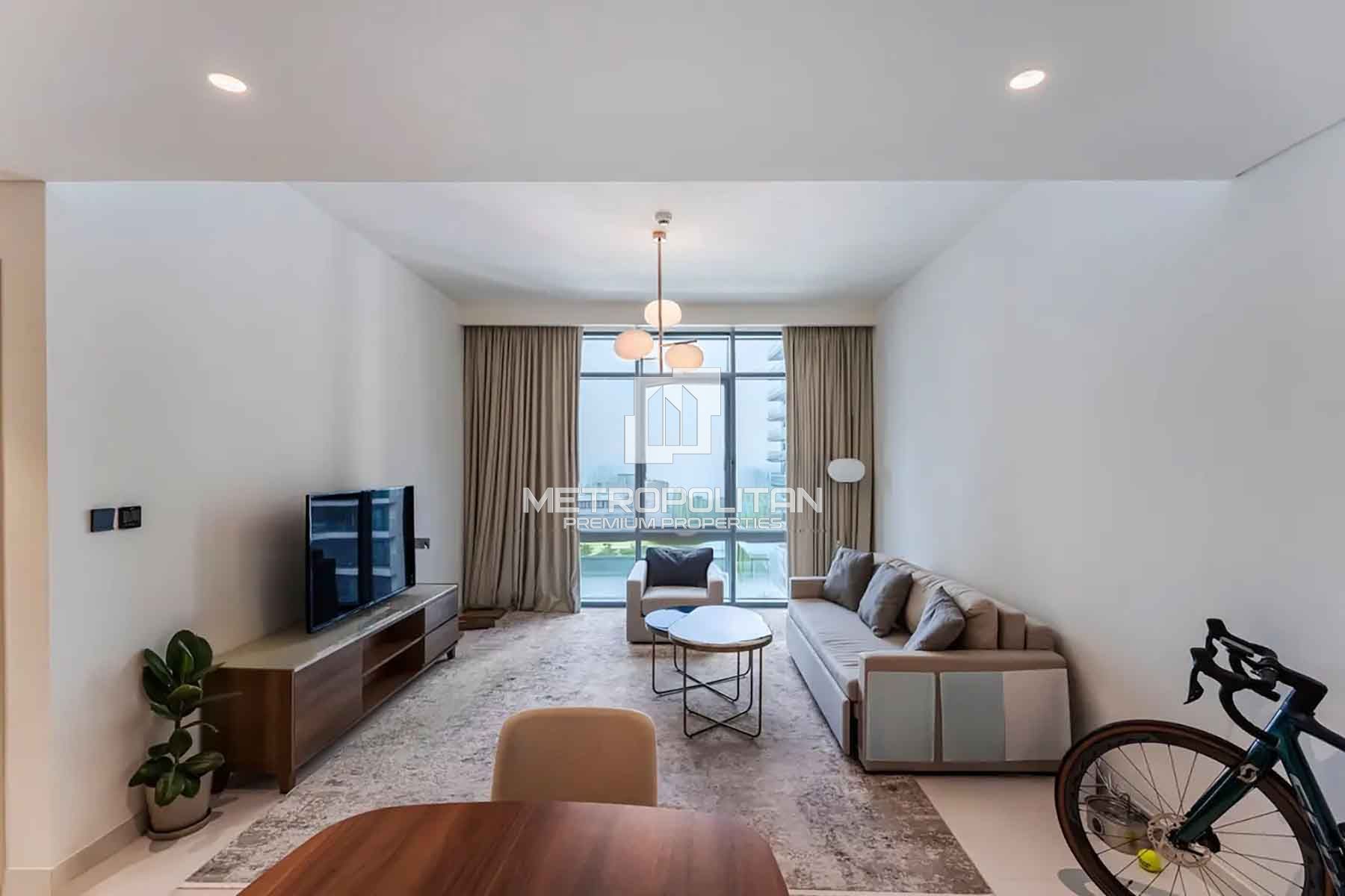 Palm and Marina View I Vacant I Furnished By Emaar photo-3